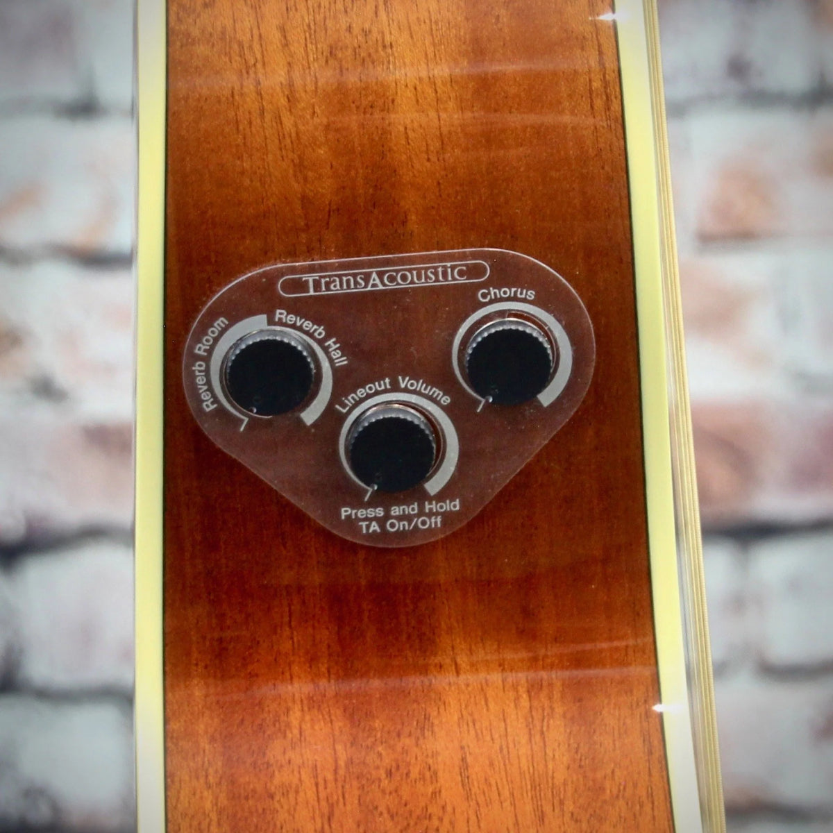 Đàn Guitar Acoustic Yamaha FS-TA TransAcoustic, Vintage Tinted-Mai Nguyên Music