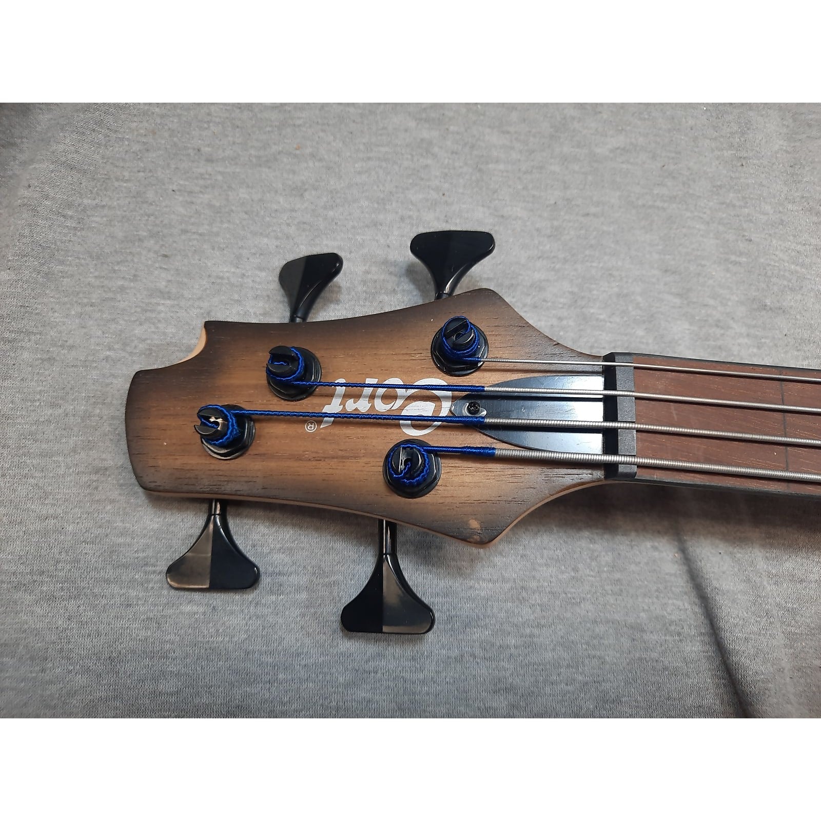 Đàn Guitar Bass 4-dây Cort B4FL MHPZ-Mai Nguyên Music