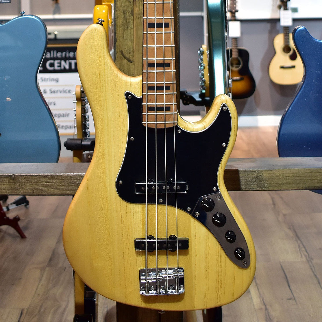 Đàn Guitar Bass 4-dây Cort GB64JJ-Mai Nguyên Music