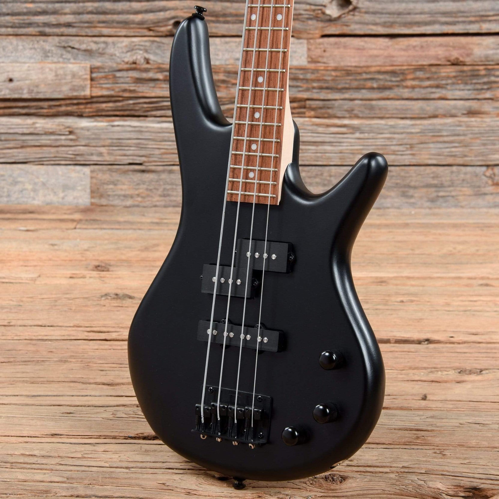 Đàn Guitar Bass 4-dây Ibanez miKro GSRM20B-Mai Nguyên Music