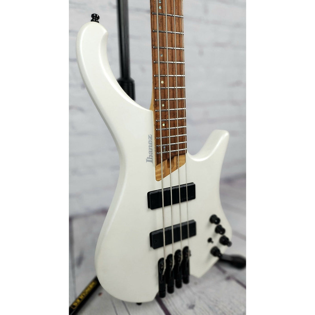 Đàn Guitar Bass 4-dây Ibanez Workshop EHB1000 w/Bag-Mai Nguyên Music