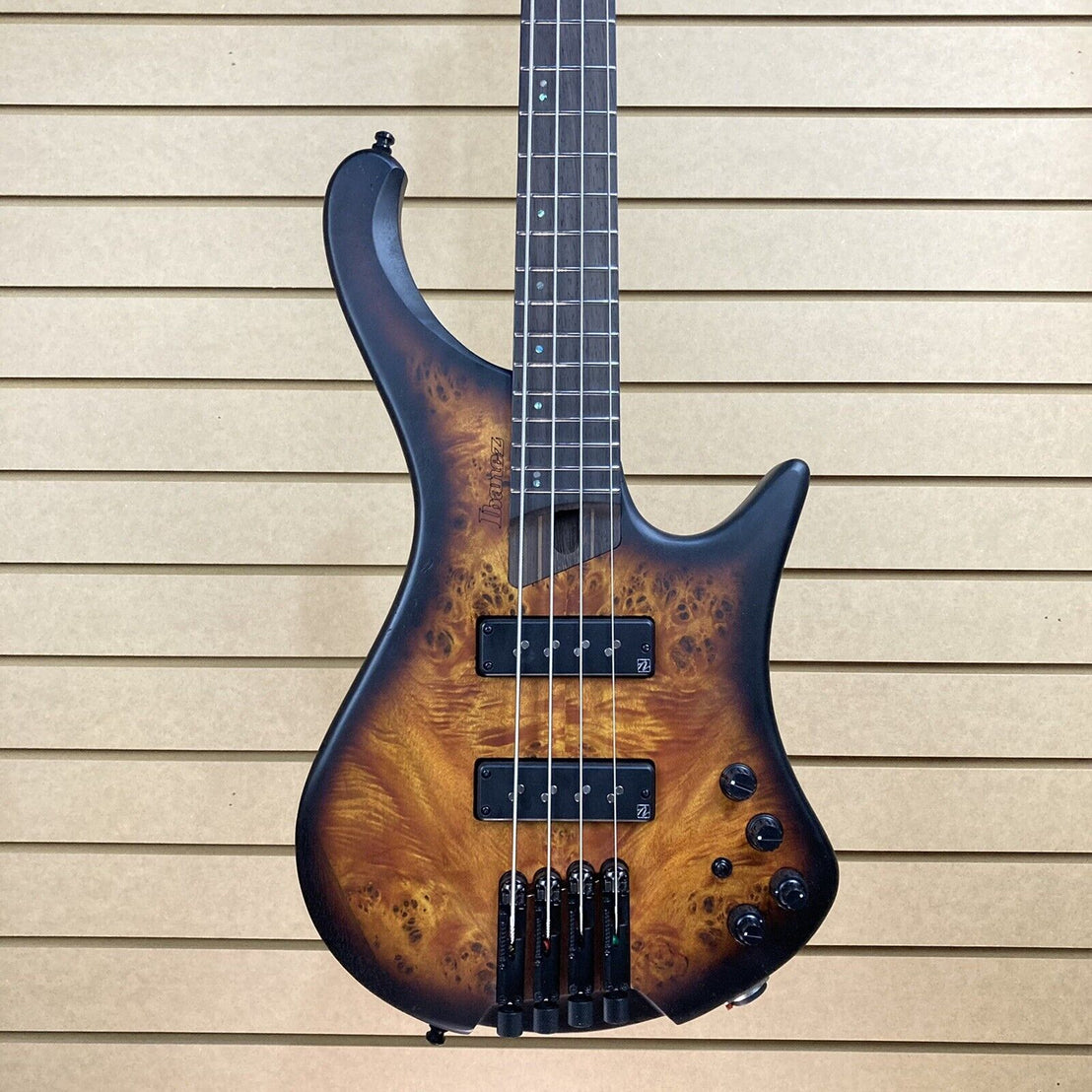 Đàn Guitar Bass 4-dây Ibanez Workshop EHB1500 w/Bag-Mai Nguyên Music