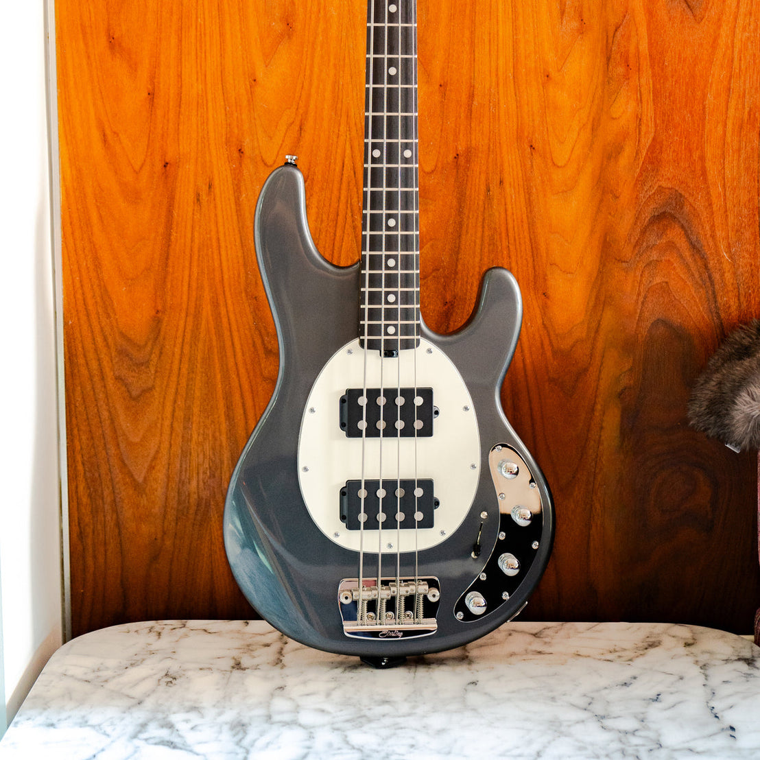 Đàn Guitar Bass 4-dây Sterling StingRay RAY34 HH-Mai Nguyên Music
