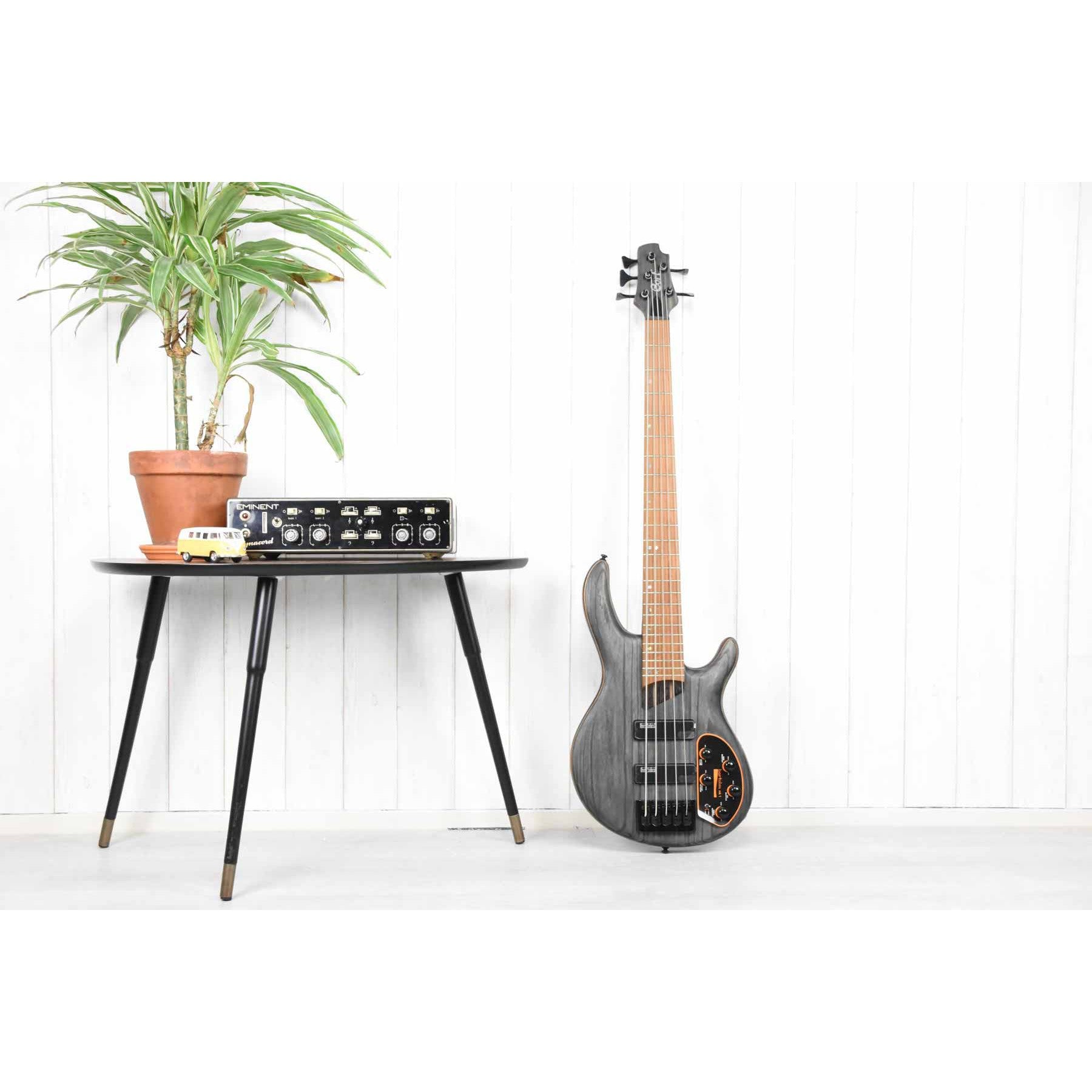 Đàn Guitar Bass 5-dây Cort B5 Element-Mai Nguyên Music