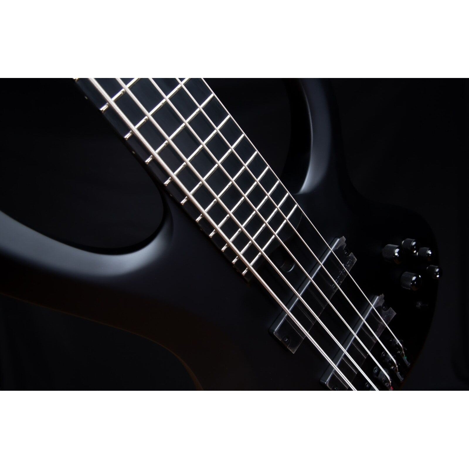 Đàn Guitar Bass 5-dây Ibanez BTB IronLabel BTB625EX, Black Flat-Mai Nguyên Music