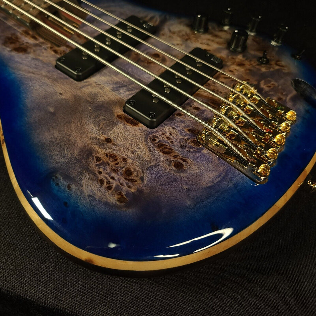Đàn Guitar Bass 5-dây Ibanez SR Premium SR2605 w/Bag, Cerulean Blue Burst-Mai Nguyên Music