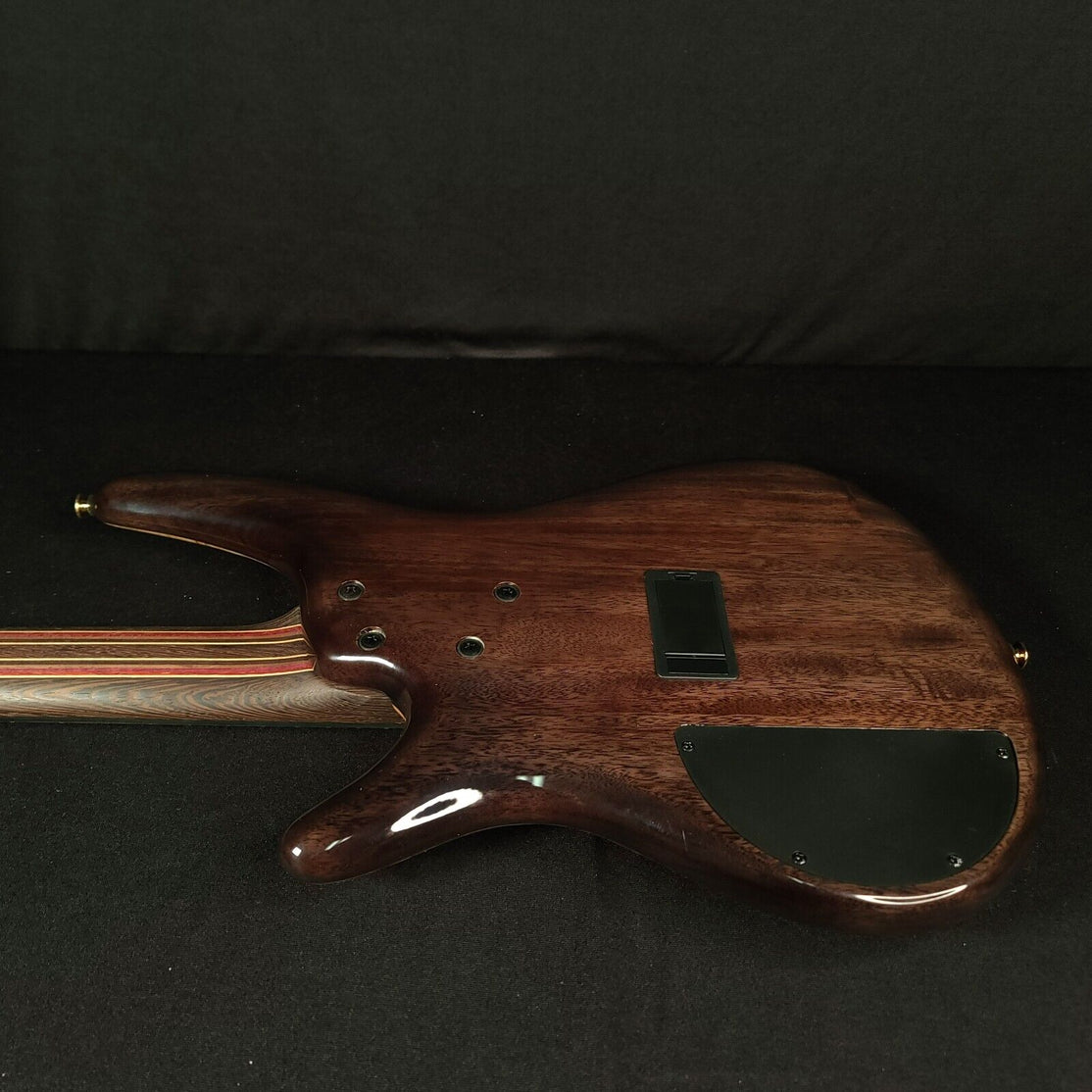 Đàn Guitar Bass 5-dây Ibanez SR Premium SR2605 w/Bag, Cerulean Blue Burst-Mai Nguyên Music