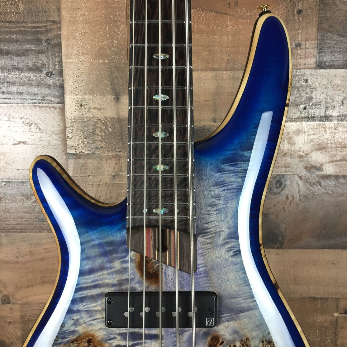 Đàn Guitar Bass 5-dây Ibanez SR Premium SR2605 w/Bag, Cerulean Blue Burst-Mai Nguyên Music