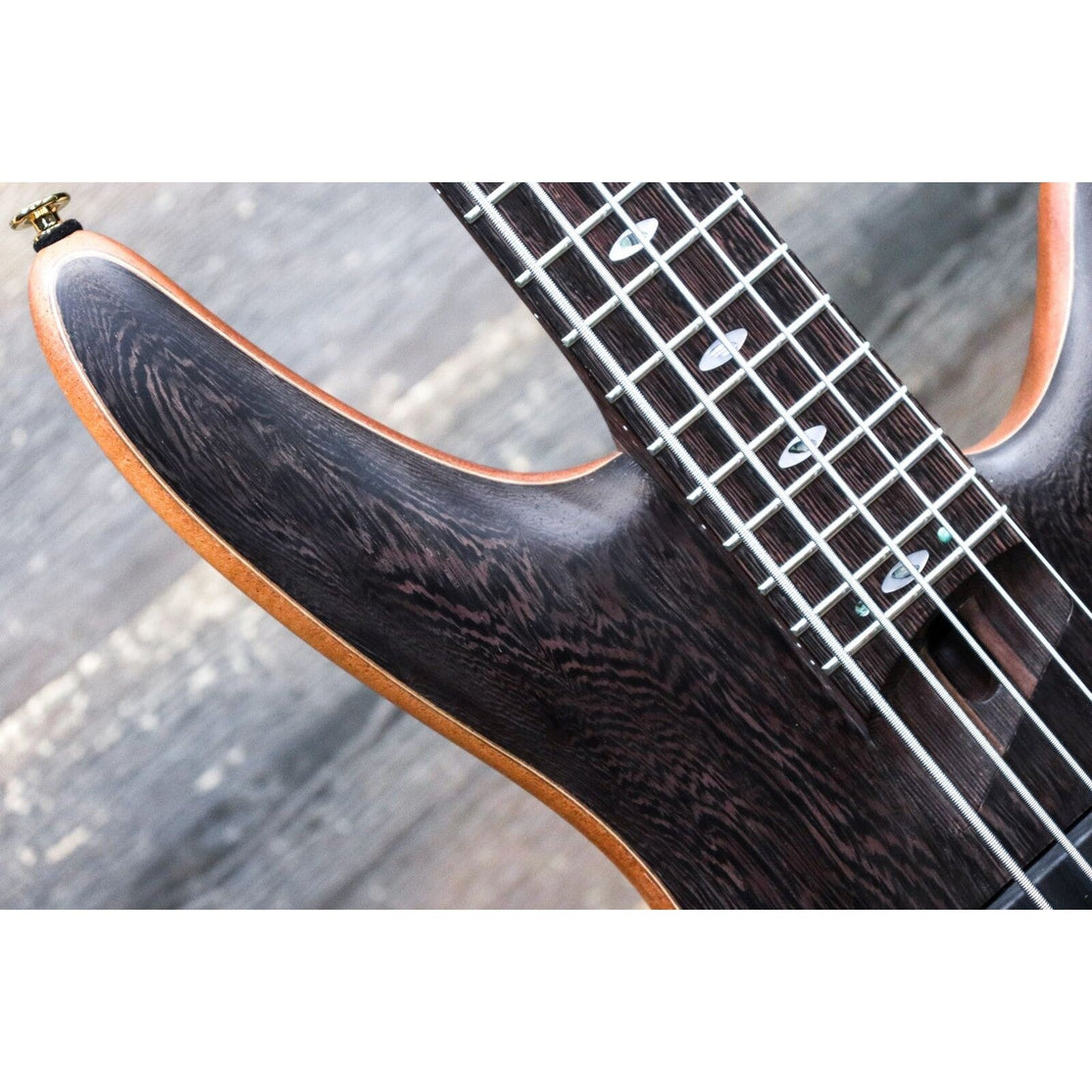 Đàn Guitar Bass 5-dây Ibanez SR Prestige SR5005 w/Case, Oil-Mai Nguyên Music