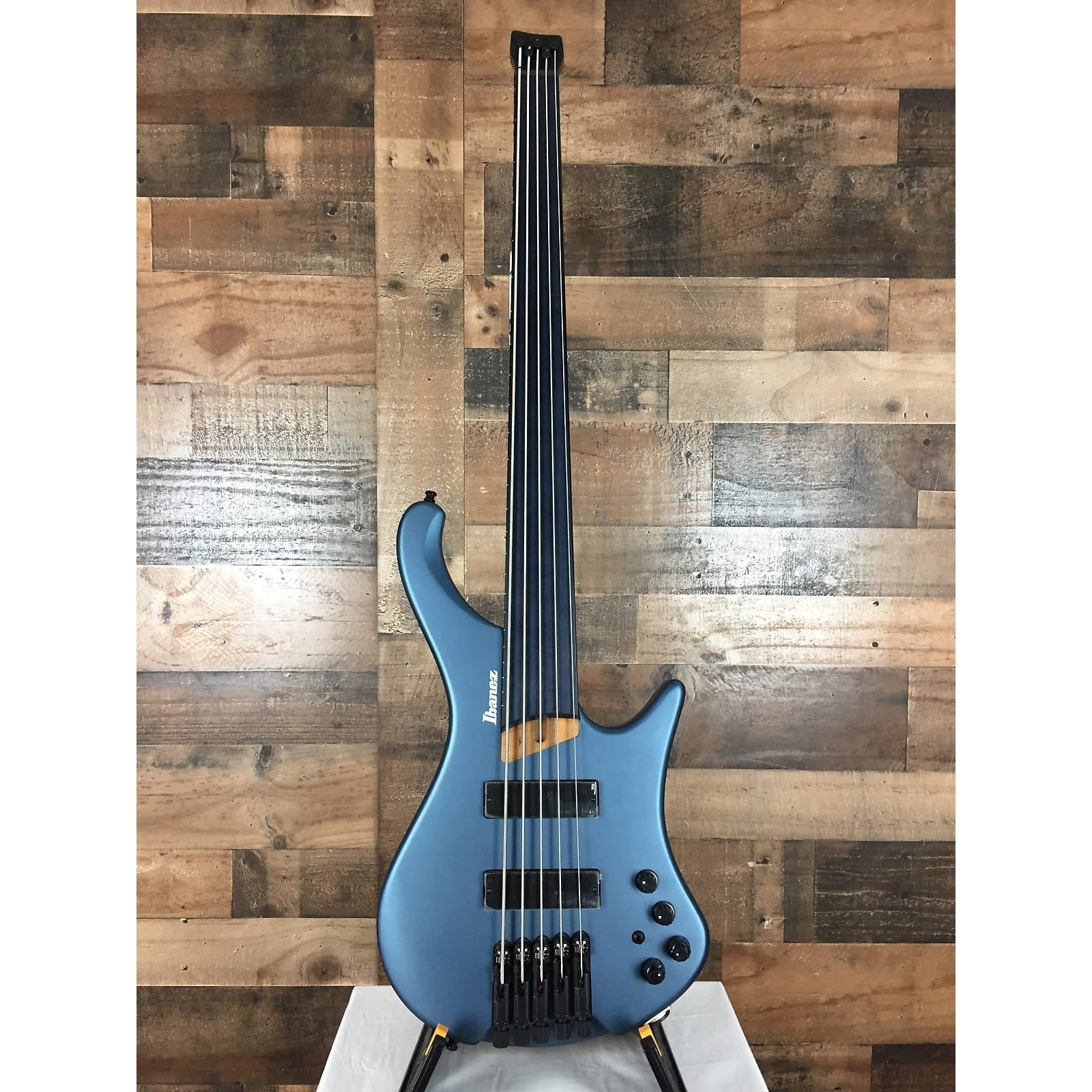 Đàn Guitar Bass 5-dây Ibanez Workshop EHB1005F w/Bag, Arctic Ocean Matte-Mai Nguyên Music