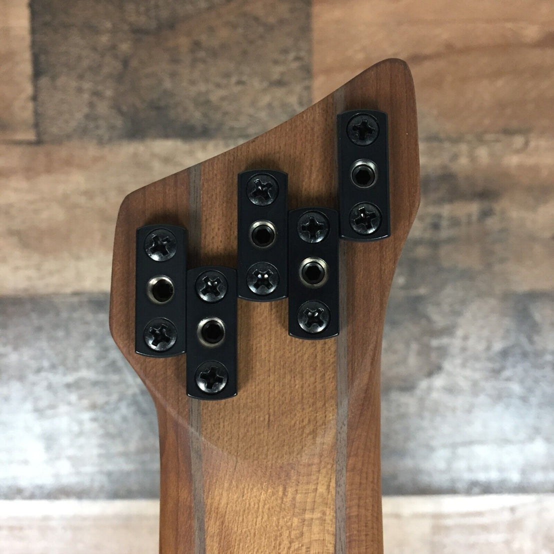 Đàn Guitar Bass 5-dây Ibanez Workshop EHB1005MS w/Bag-Mai Nguyên Music