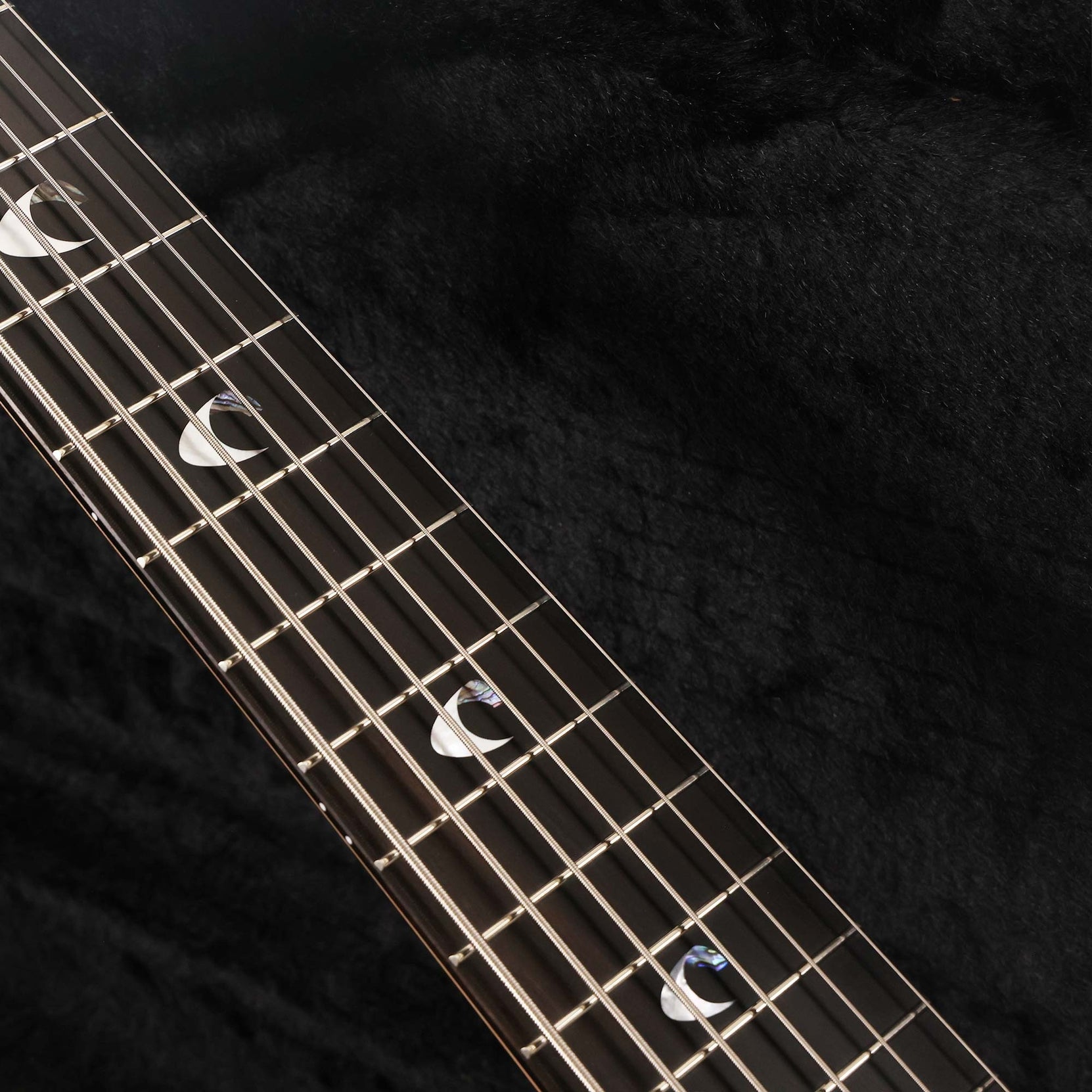 Đàn Guitar Bass 6-dây Yamaha TRBJP2 John Patitucci Signature-Mai Nguyên Music