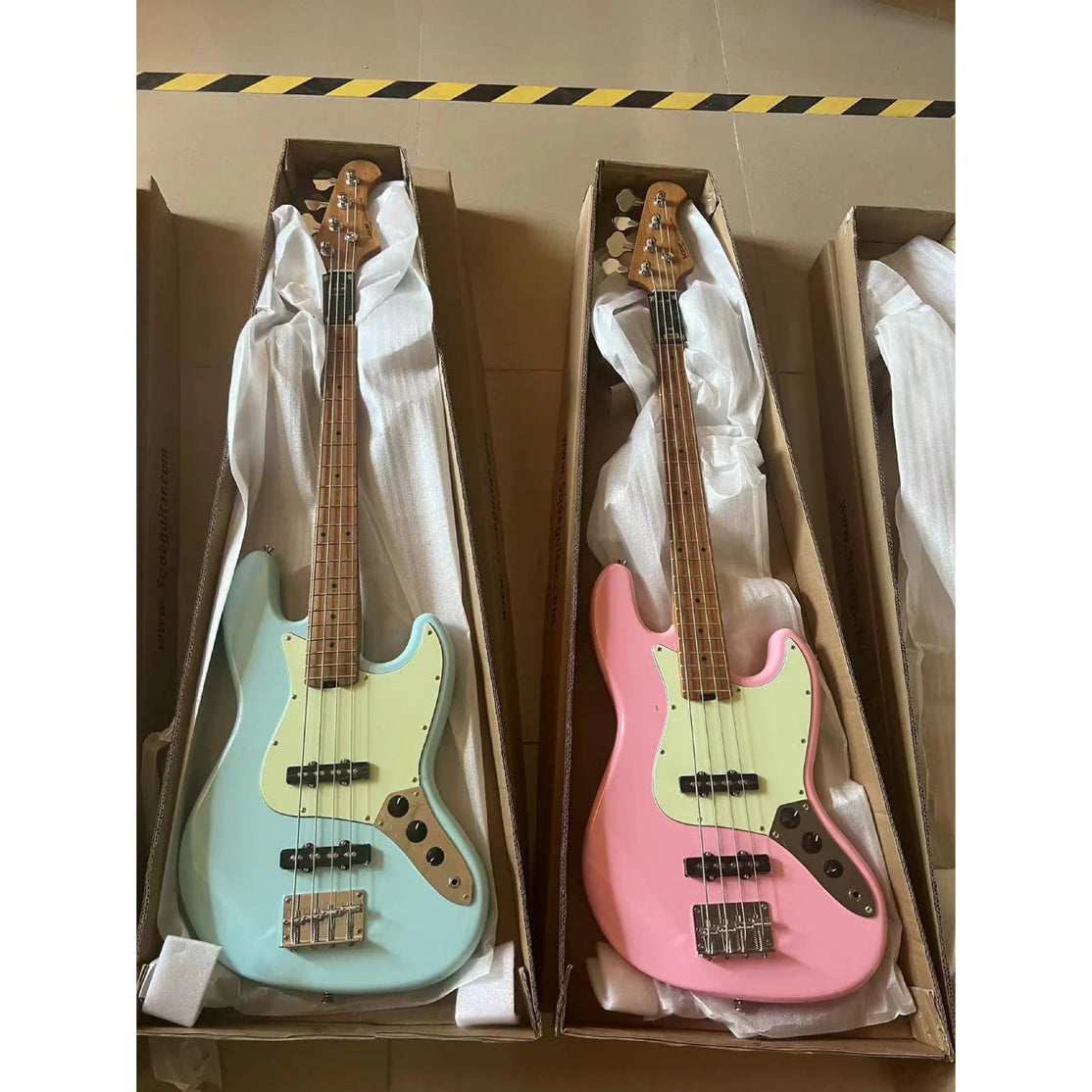 Đàn Guitar Bass Sqoe SJB600 SS, Maple Fingerboard - 4 Strings-Mai Nguyên Music