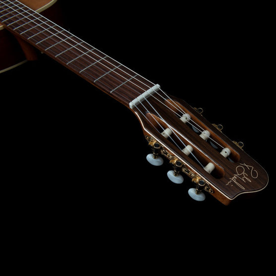 Đàn Guitar Classic Godin Motif Clasica II-Mai Nguyên Music