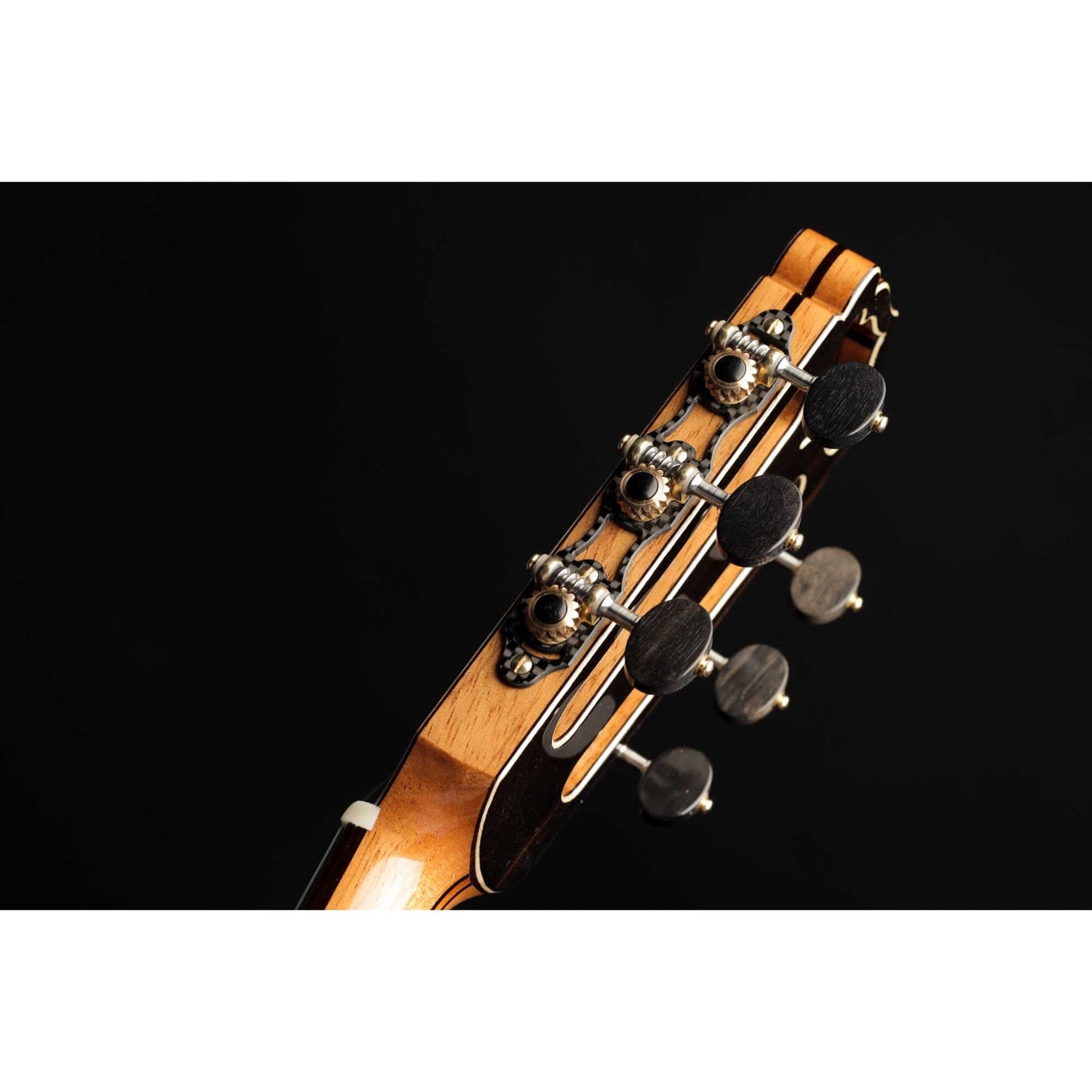 Đàn Guitar Classic Hanika Fusion PC-Mai Nguyên Music