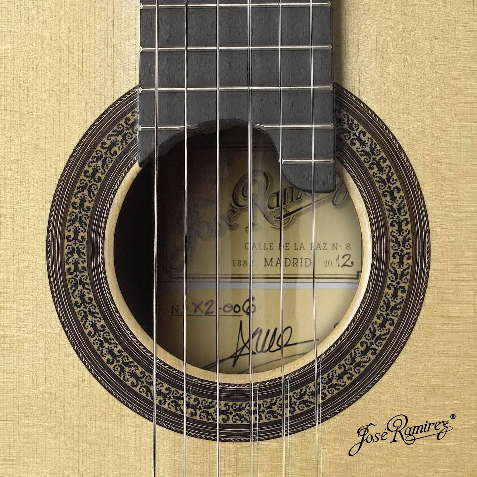 Đàn Guitar Classic Jose Ramirez Antigua 1A Amazonia Rosewood - Spruce-Mai Nguyên Music
