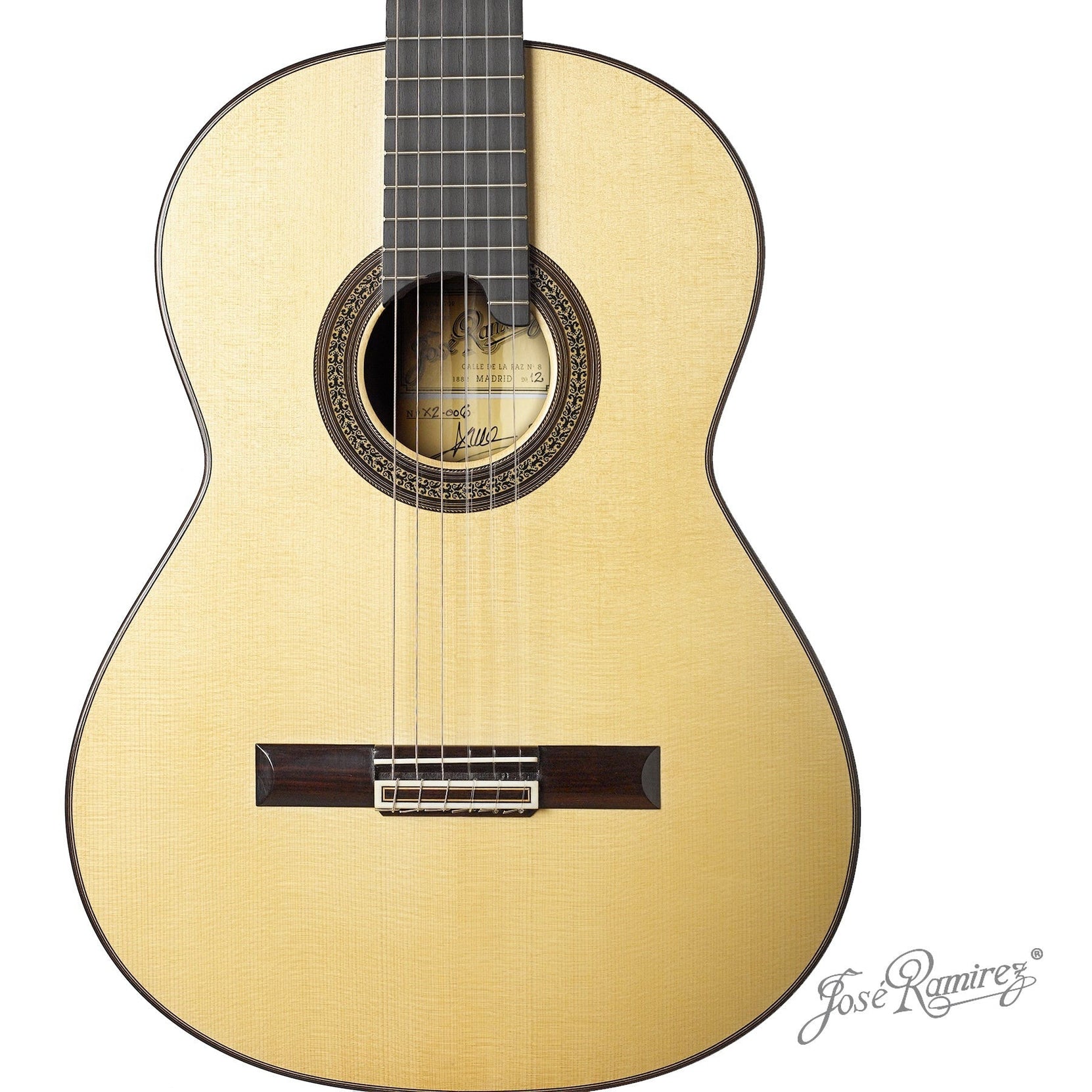 Đàn Guitar Classic Jose Ramirez Antigua 1A Indian Rosewood – Spruce-Mai Nguyên Music