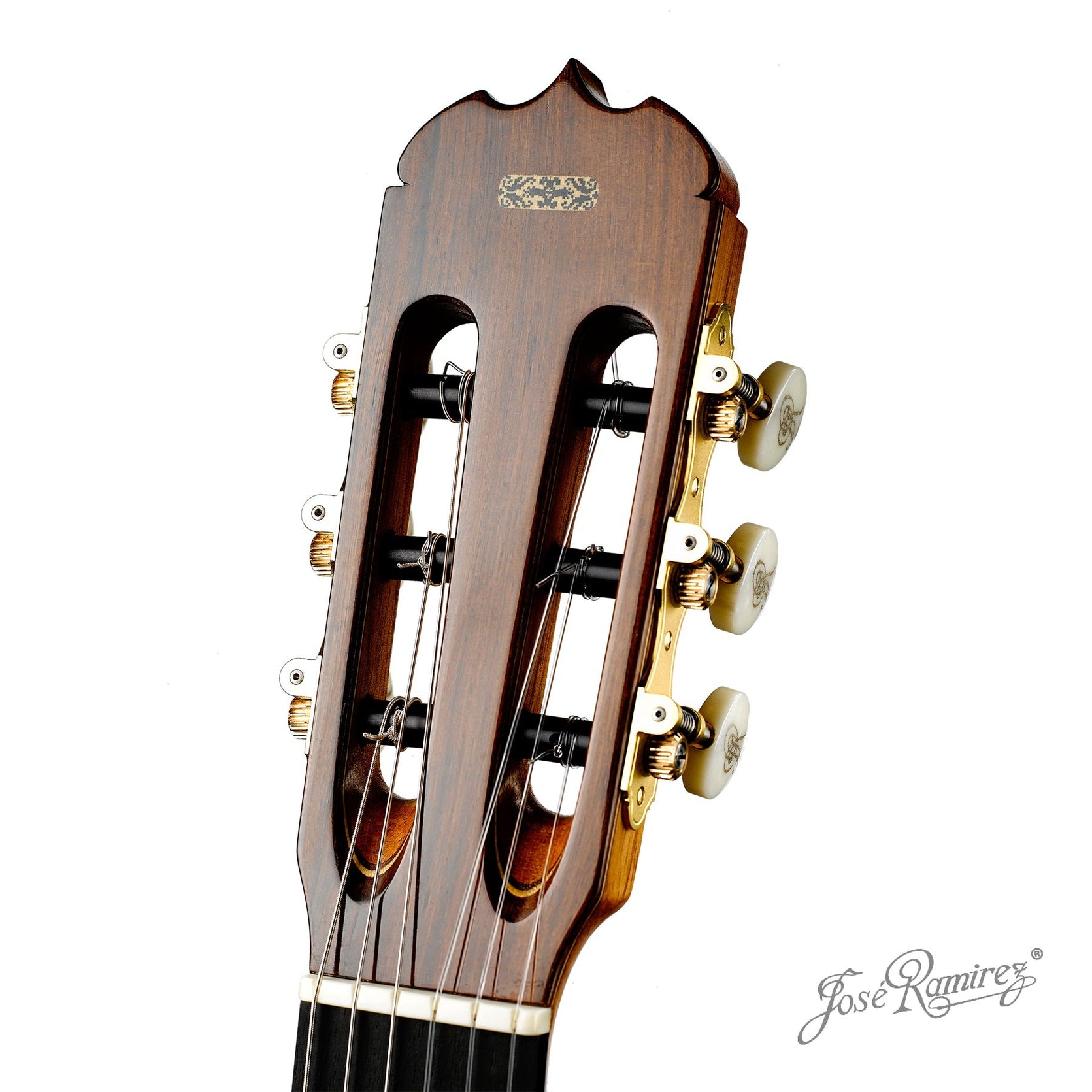 Đàn Guitar Classic Jose Ramirez Antigua 1A Indian Rosewood – Spruce-Mai Nguyên Music