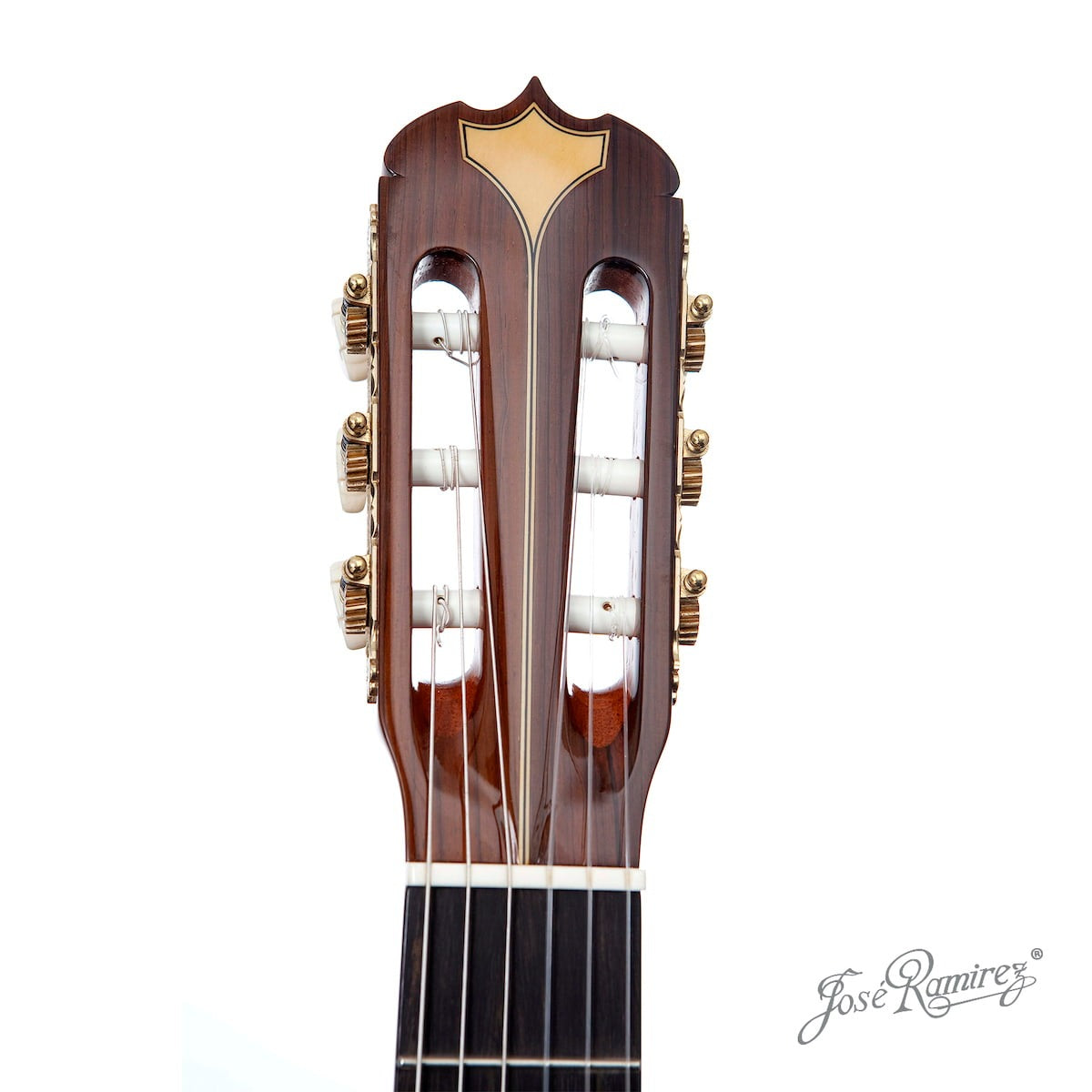 Đàn Guitar Classic Jose Ramirez Centenario 1A Madagascar Rosewood – Cedar-Mai Nguyên Music