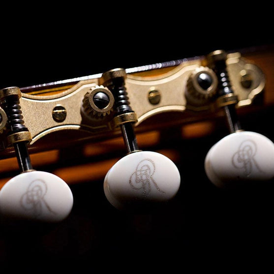 Đàn Guitar Classic Jose Ramirez Especial 1A Cocobolo – Cedar-Mai Nguyên Music