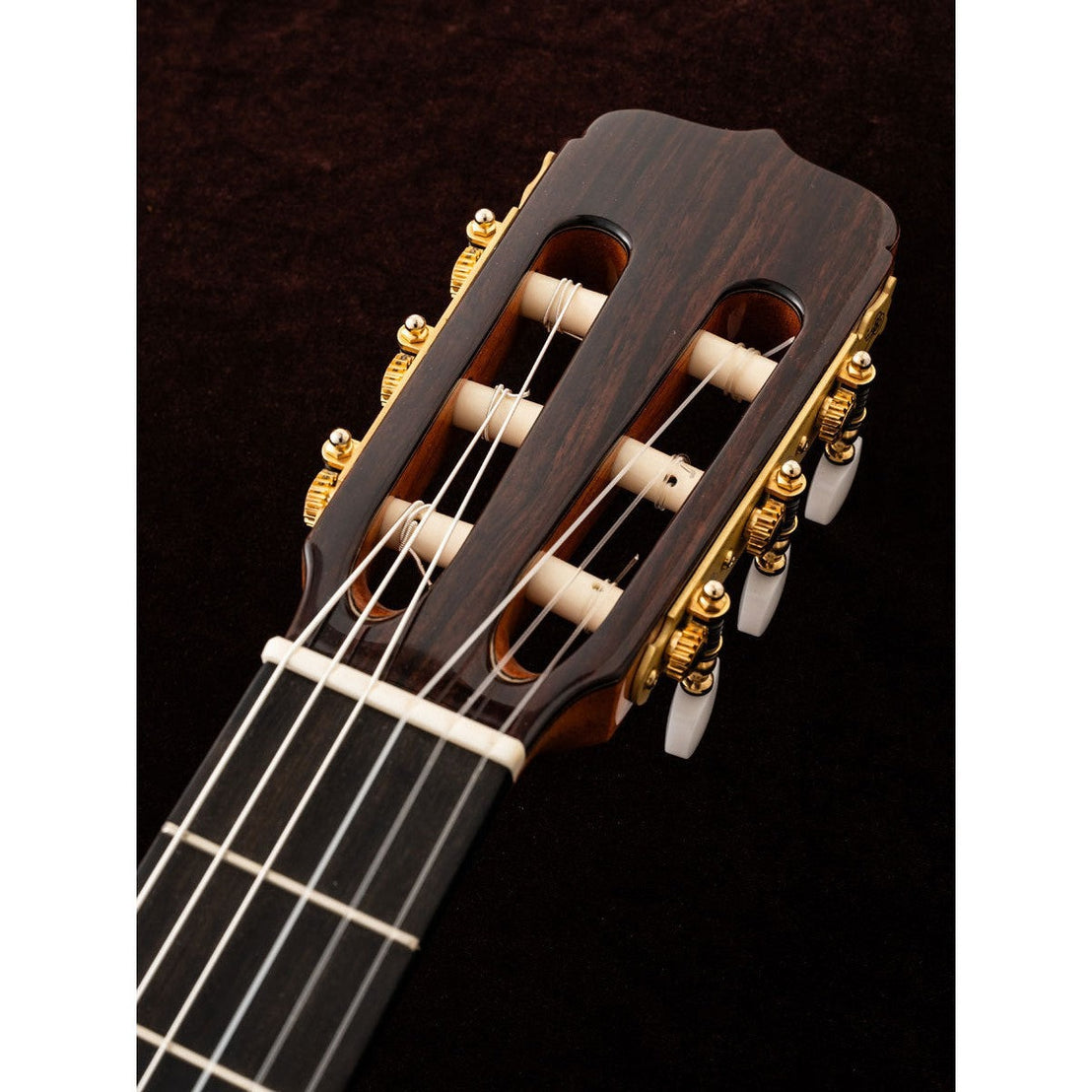 Đàn Guitar Classic Jose Ramirez Estudio 140 CWE Cedar 2024-Mai Nguyên Music