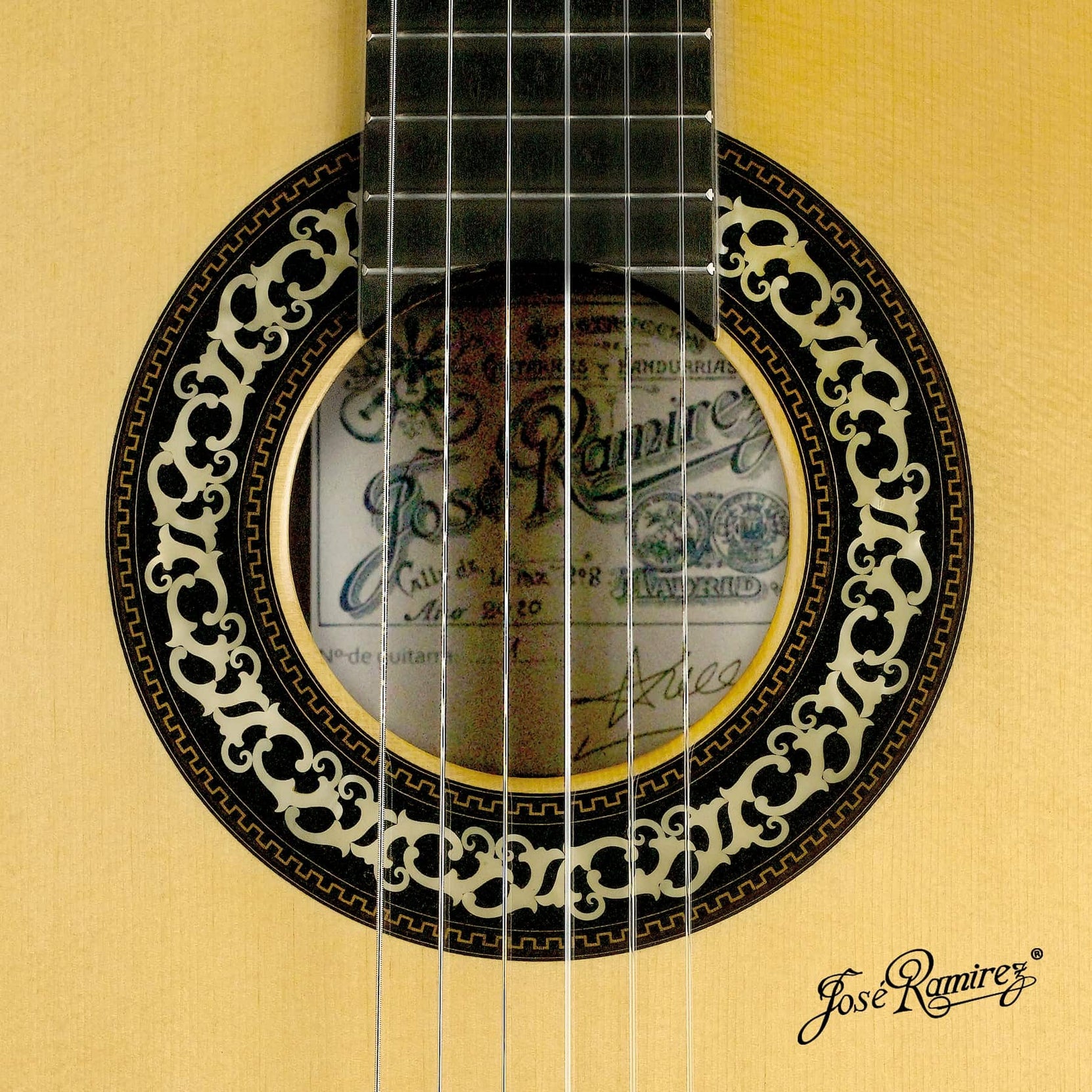 Đàn Guitar Classic Jose Ramirez Mangore 1A Brazilian Rosewood - Spruce-Mai Nguyên Music
