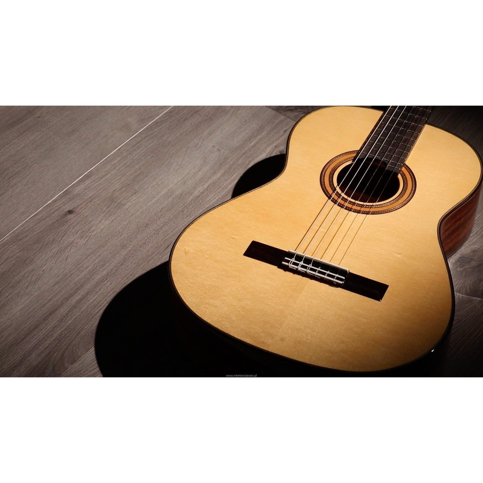 Đàn Guitar Classic Martinez MC118S-Mai Nguyên Music