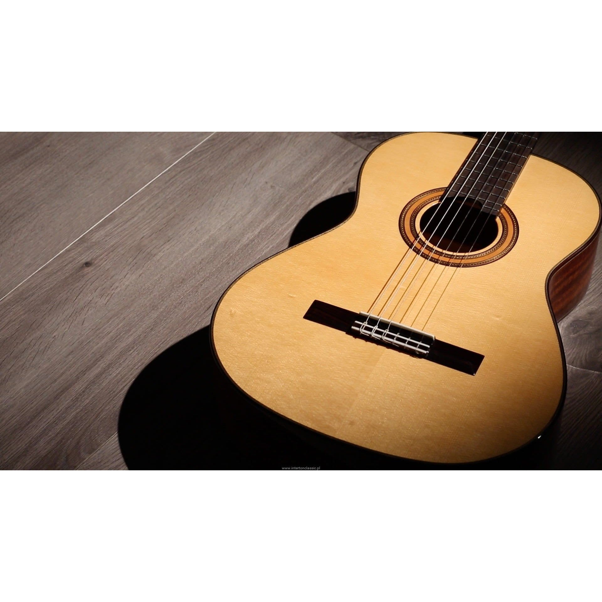 Đàn Guitar Classic Martinez MC118S-Mai Nguyên Music