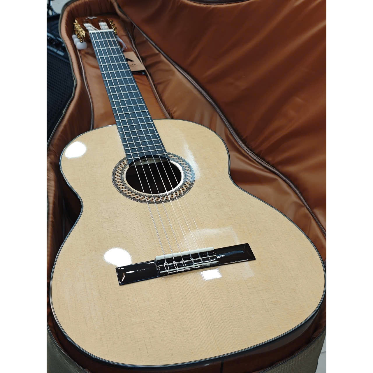 Đàn Guitar Classic Murcia T1-Mai Nguyên Music