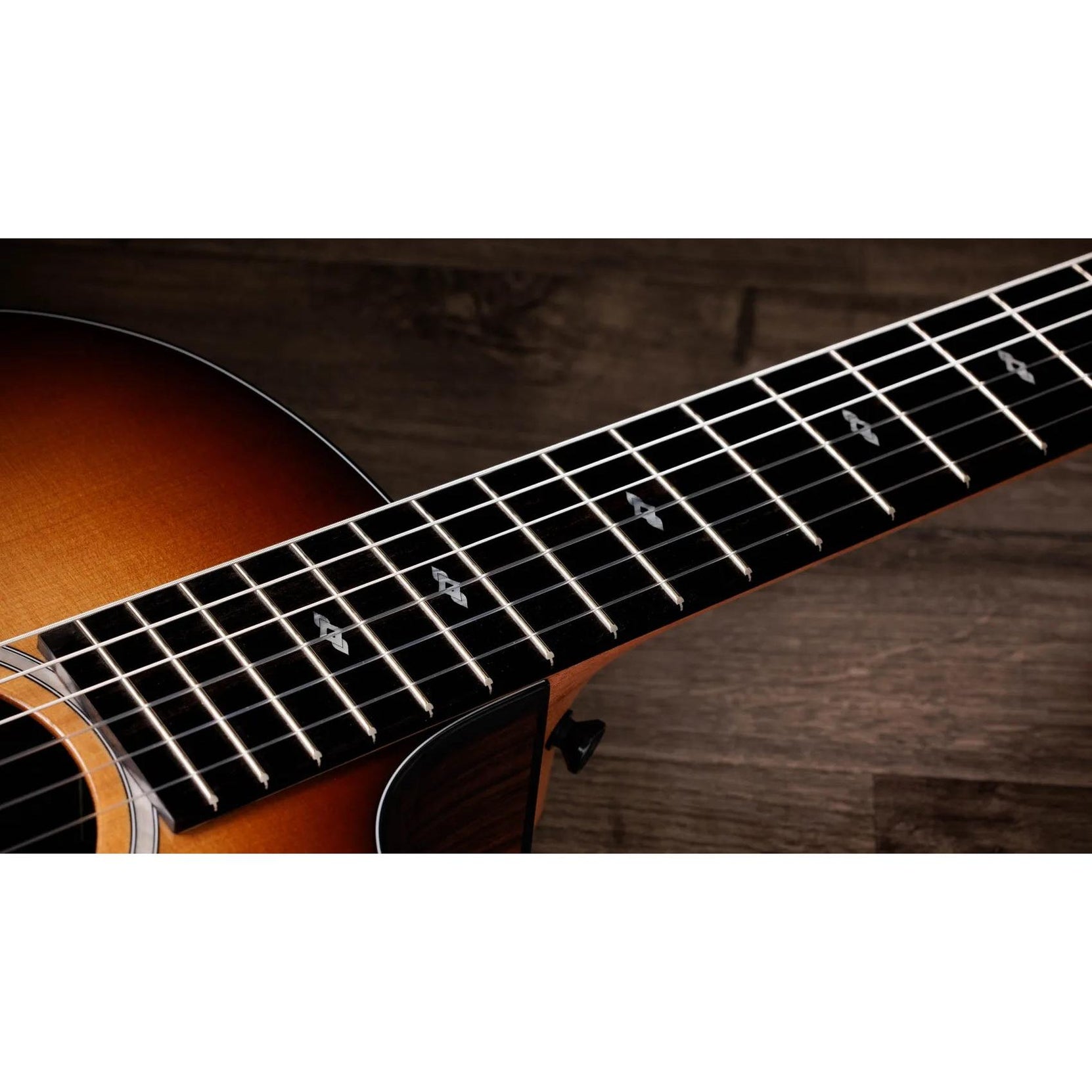 Đàn Guitar Classic Taylor Sunset Blvd 214ce-N Plus - Sunset Edgeburst-Mai Nguyên Music