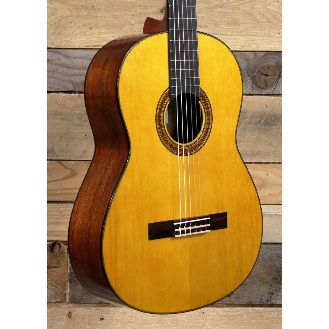 Đàn Guitar Classic Yamaha CG162S-Mai Nguyên Music