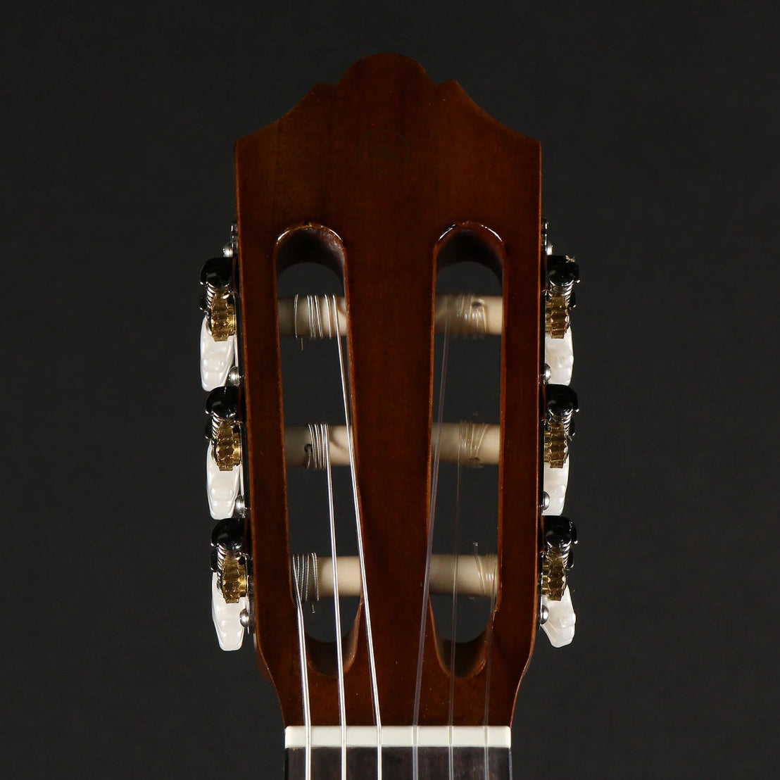 Đàn Guitar Classic Yamaha CGX102-Mai Nguyên Music