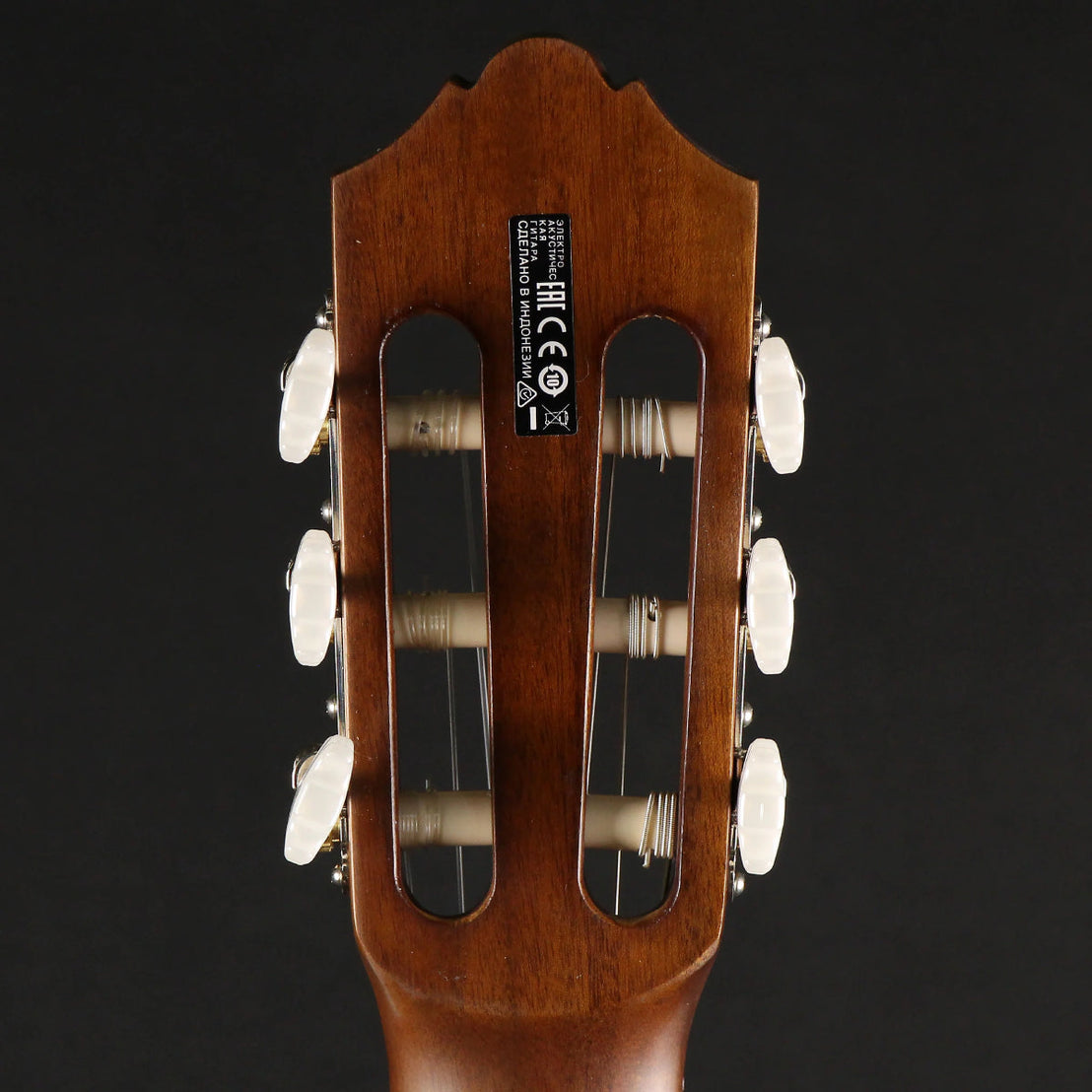 Đàn Guitar Classic Yamaha CGX102-Mai Nguyên Music