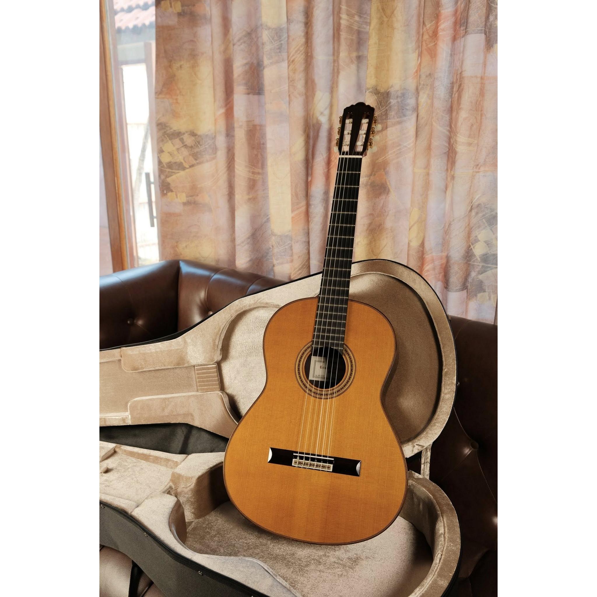 Đàn Guitar Classic Yamaha GC42C-Mai Nguyên Music