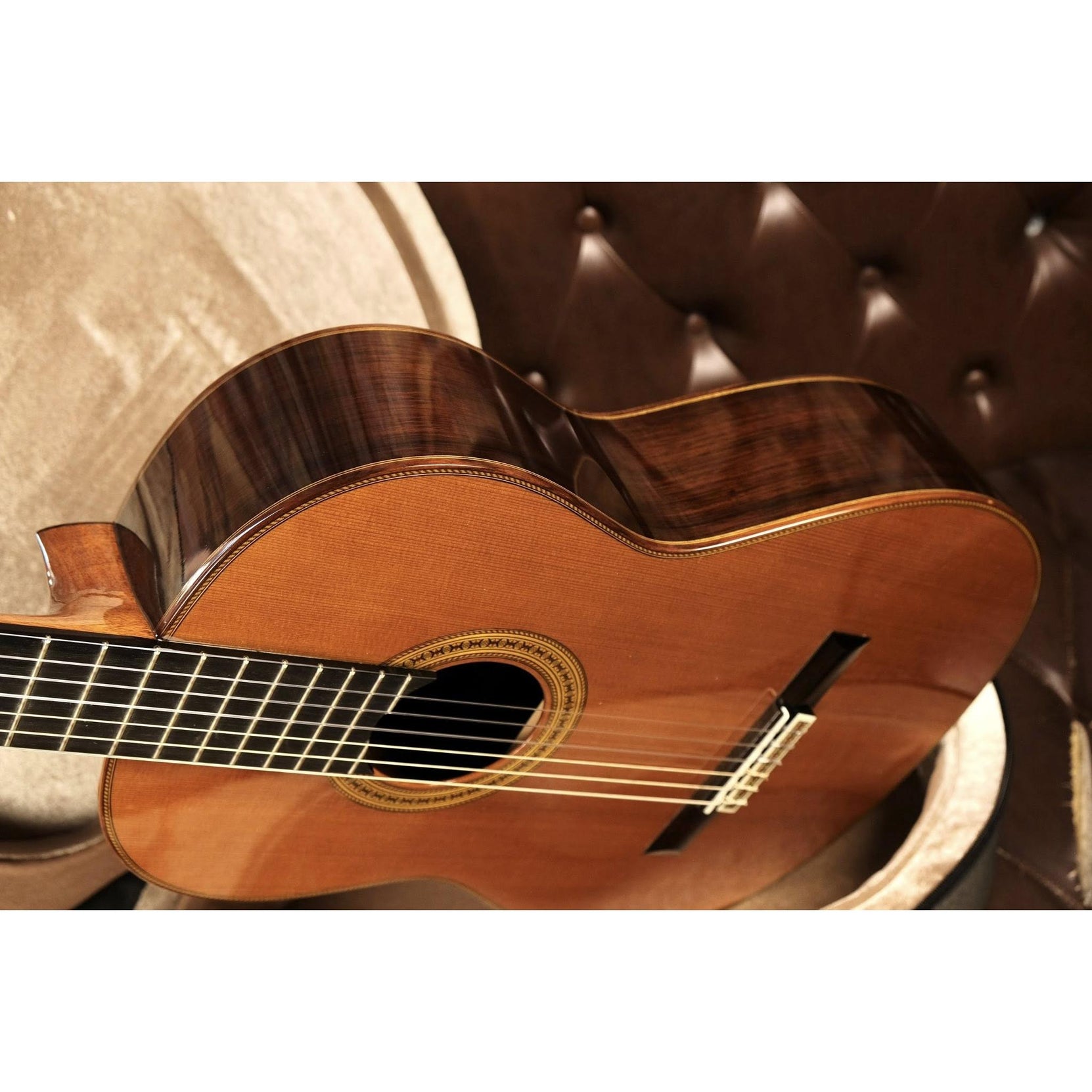 Đàn Guitar Classic Yamaha GC42C-Mai Nguyên Music