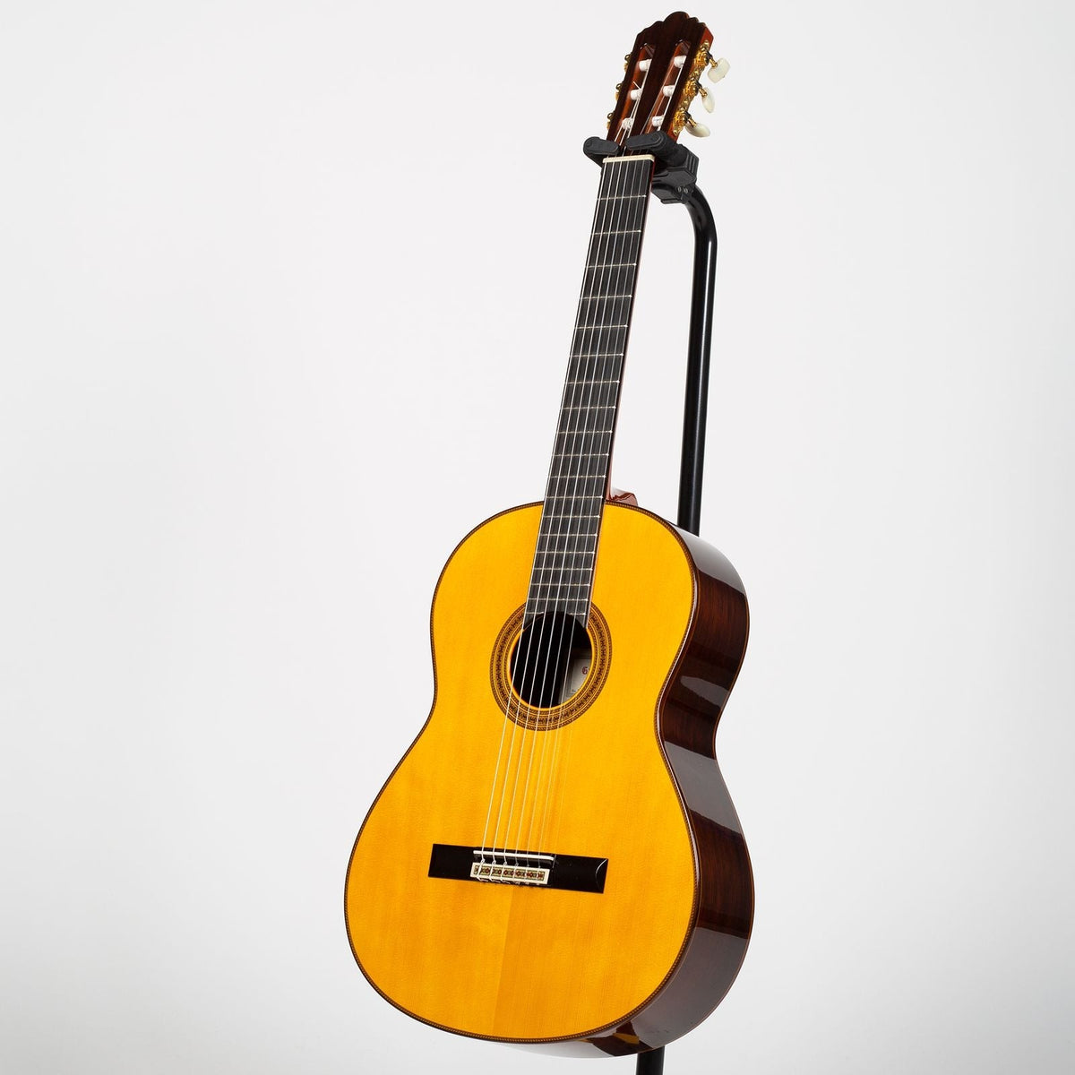 Đàn Guitar Classic Yamaha GC42S-Mai Nguyên Music