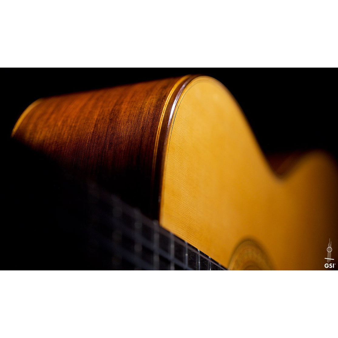 Đàn Guitar Classic Yamaha GC82S-Mai Nguyên Music