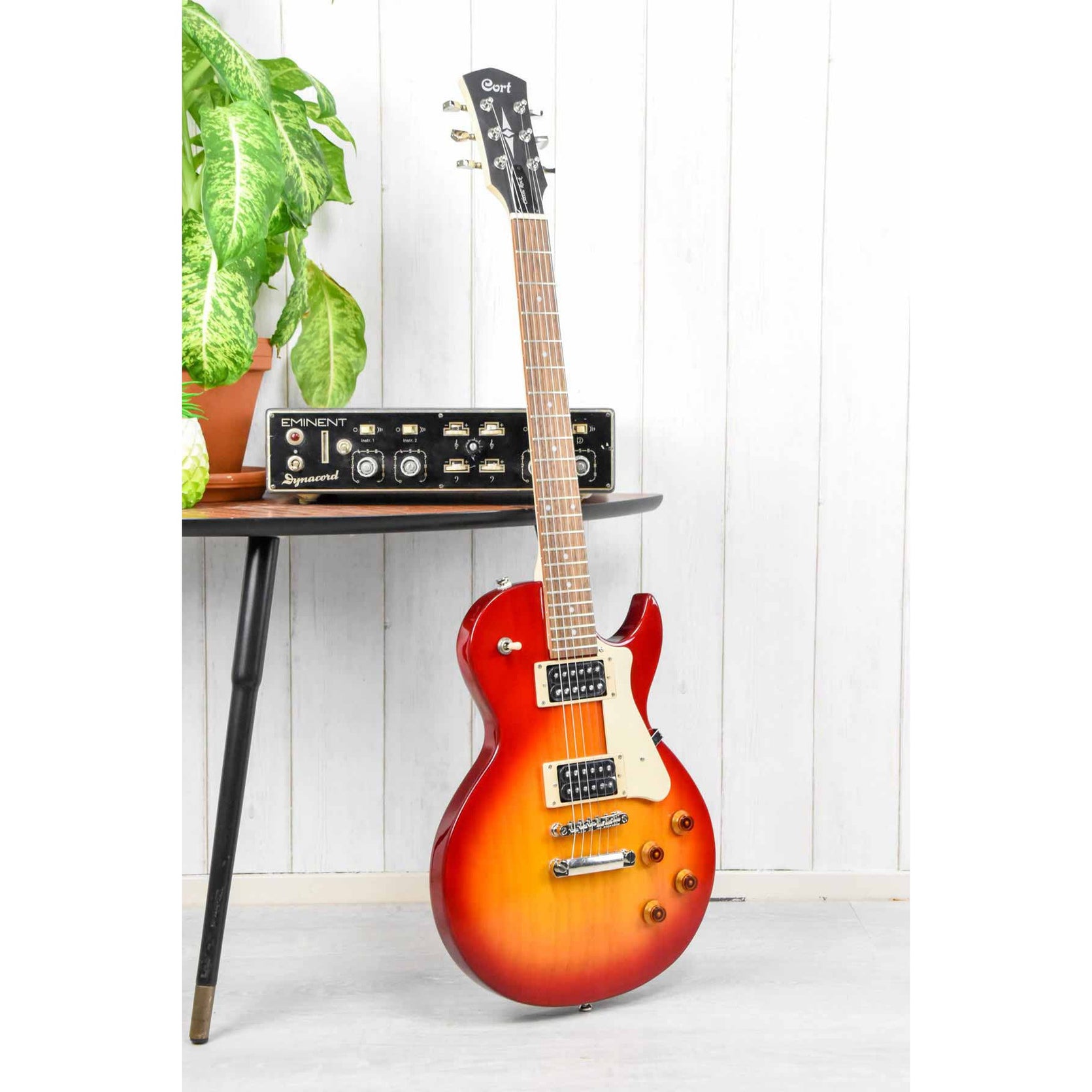 Đàn Guitar Điện Cort CR100-Mai Nguyên Music