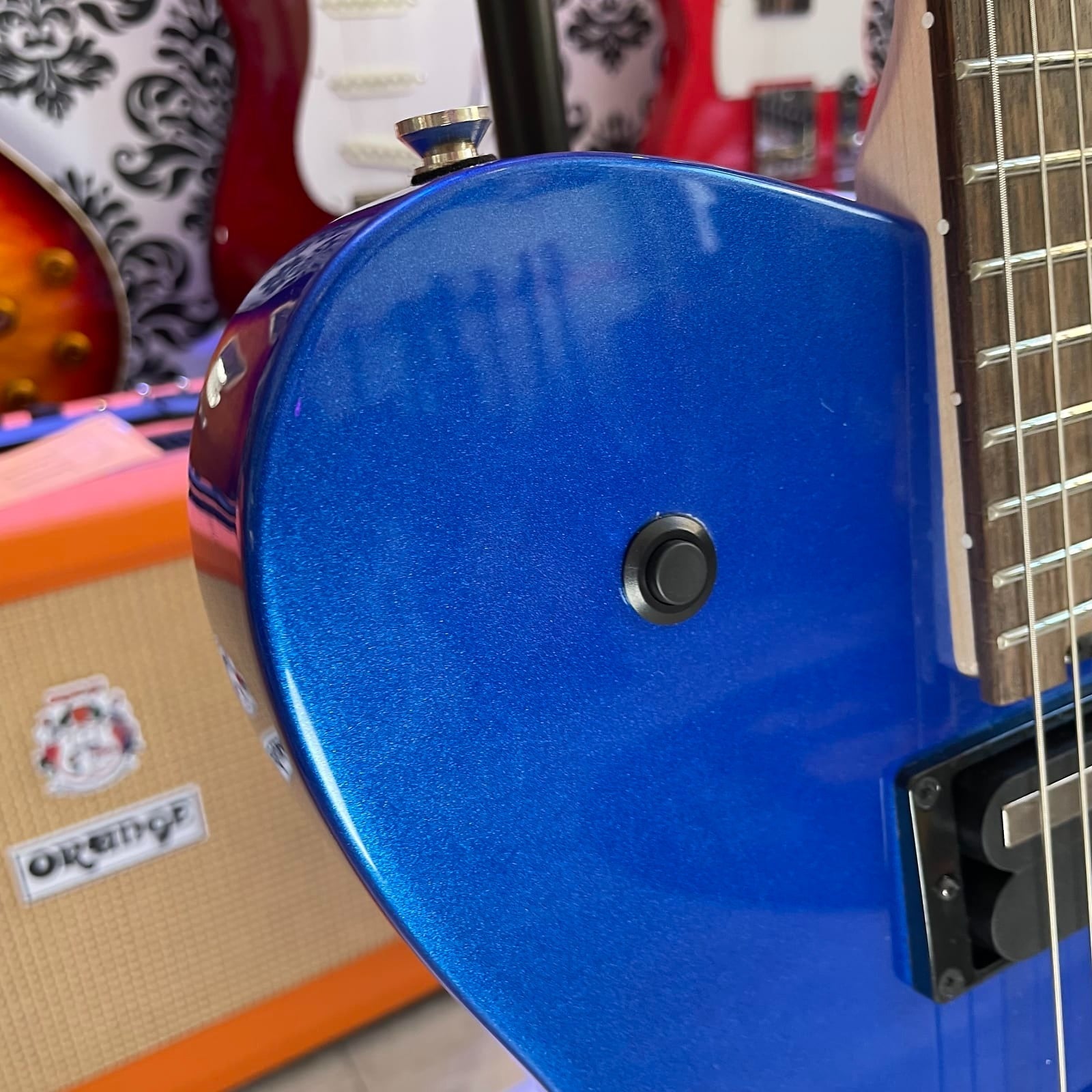 Đàn Guitar Điện Cort MBM-2 Sustainiac-Mai Nguyên Music