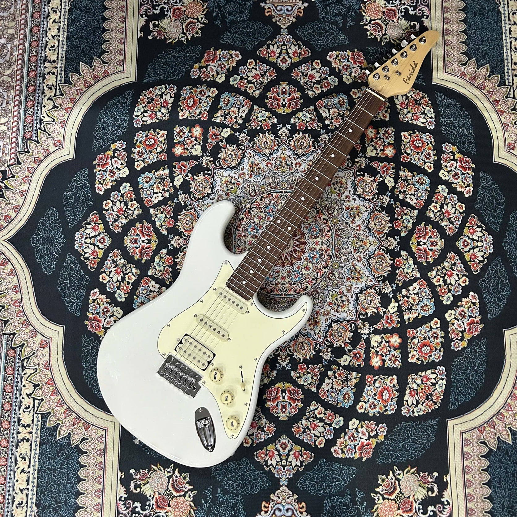 Đàn Guitar Điện Farida HSS F-2020, Maple Fingerboard-Mai Nguyên Music