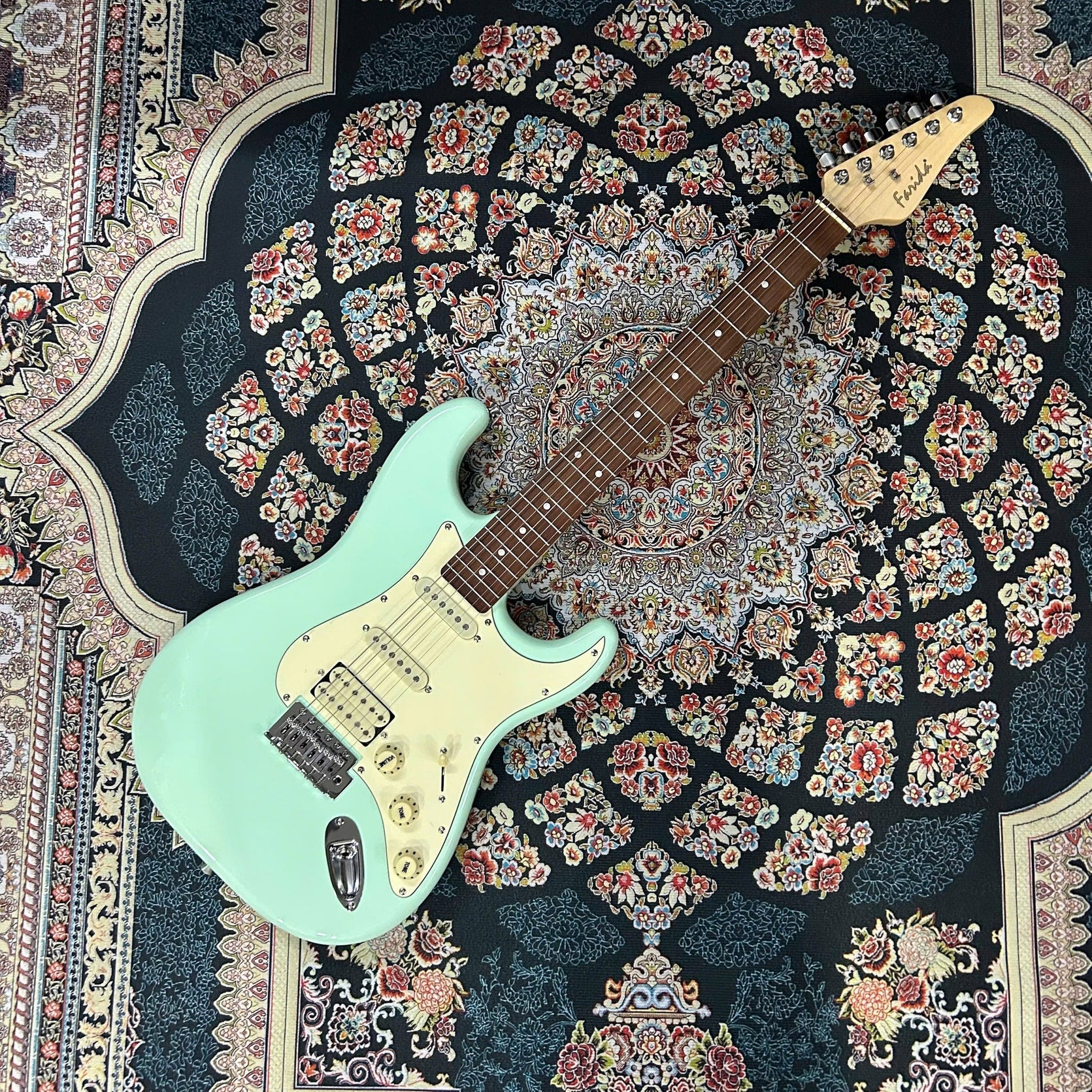 Đàn Guitar Điện Farida HSS F-2020, Maple Fingerboard-Mai Nguyên Music