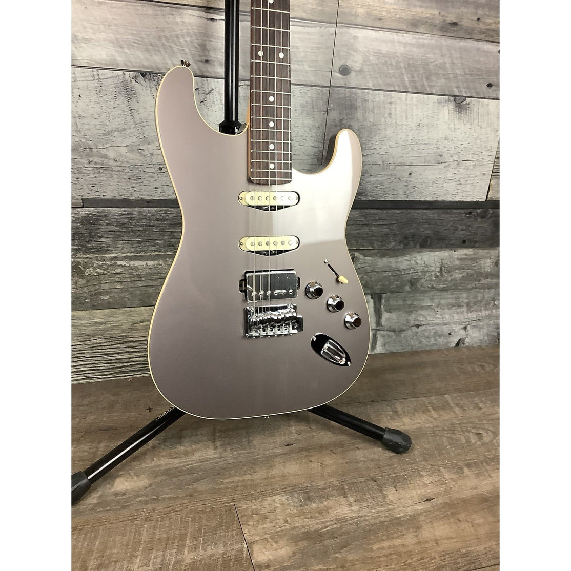 Đàn Guitar Điện Fender Aerodyne Special Stratocaster HSS, Laurel Fingerboard-Mai Nguyên Music