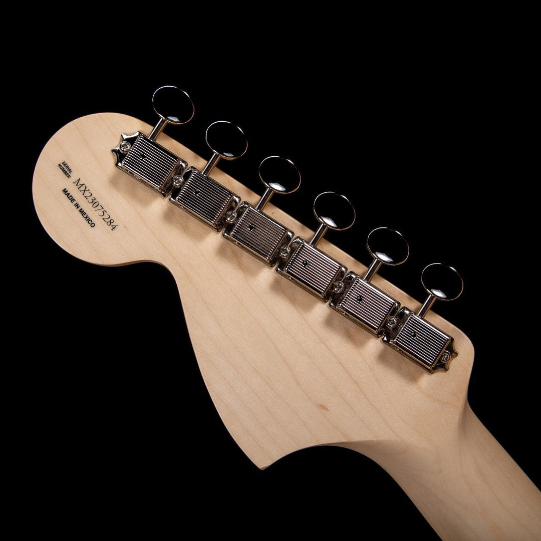 Đàn Guitar Điện Fender Artist Tom DeLonge Stratocaster, Slab Rosewood Fingerboard-Mai Nguyên Music
