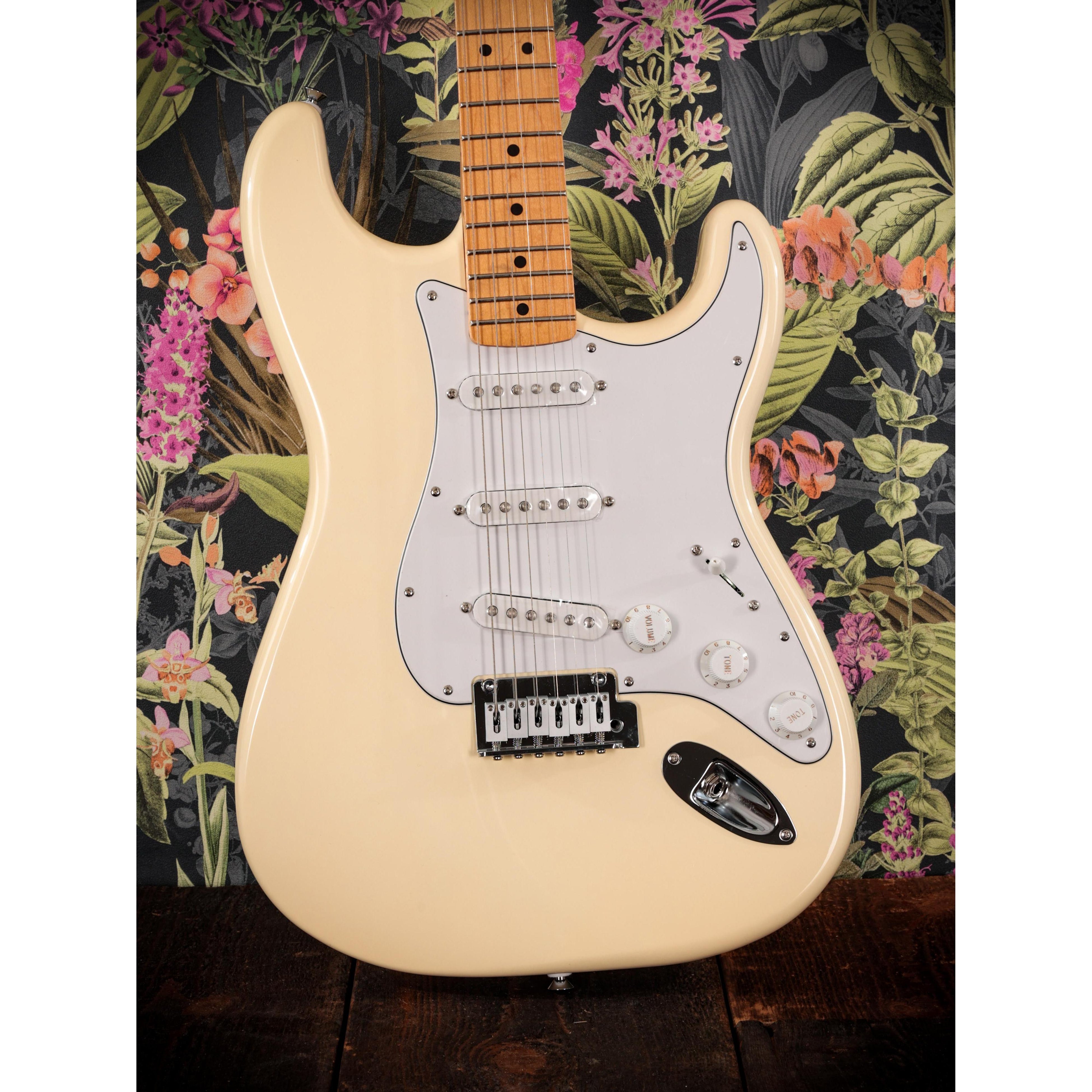 Đàn Guitar Điện Fender Standard Stratocaster-Mai Nguyên Music