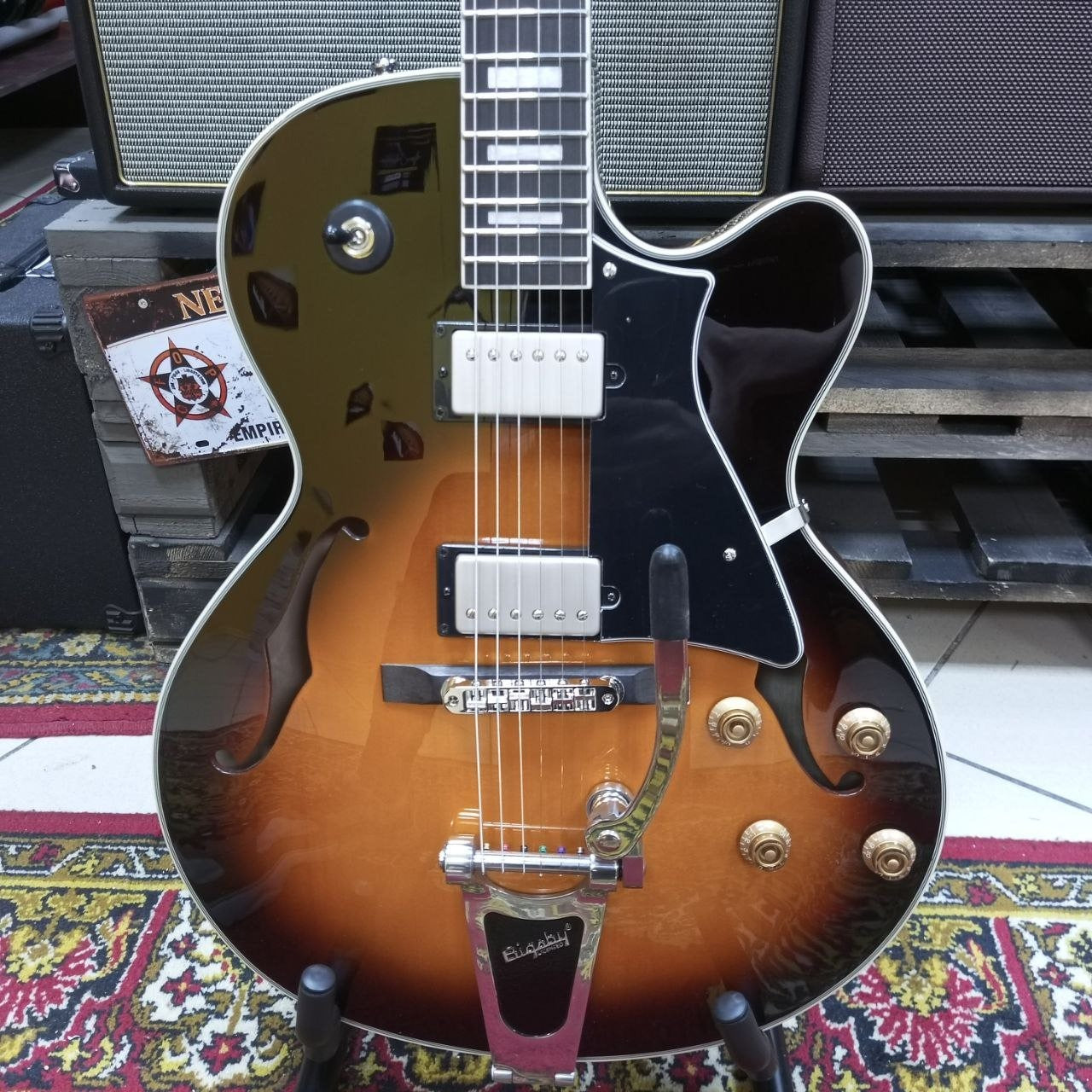 Đàn Guitar Điện Hollow Body Cort Yorktown-BV-Mai Nguyên Music