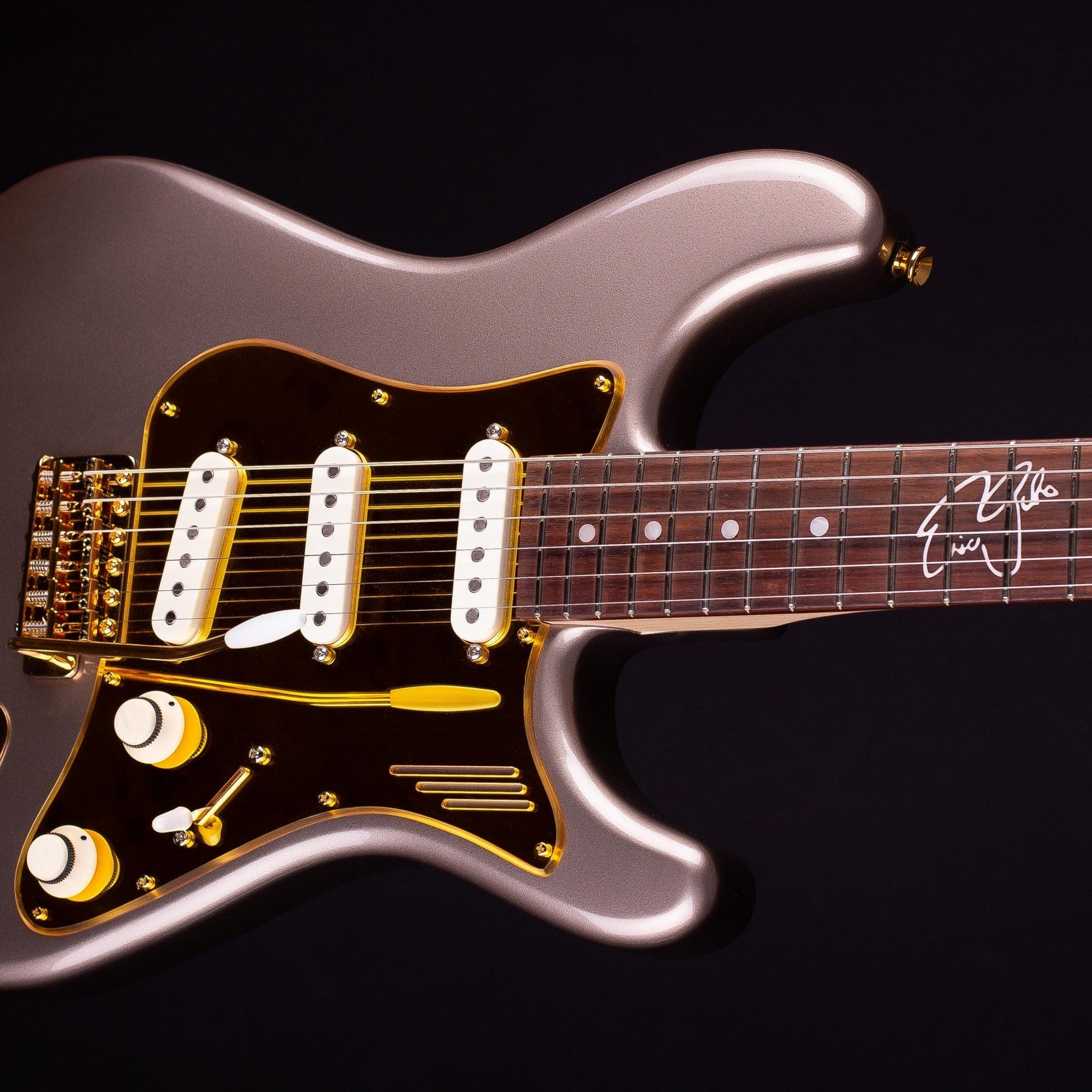 Đàn Guitar Điện Magneto US-8400EG Eric Gales RD3 Signature-Mai Nguyên Music
