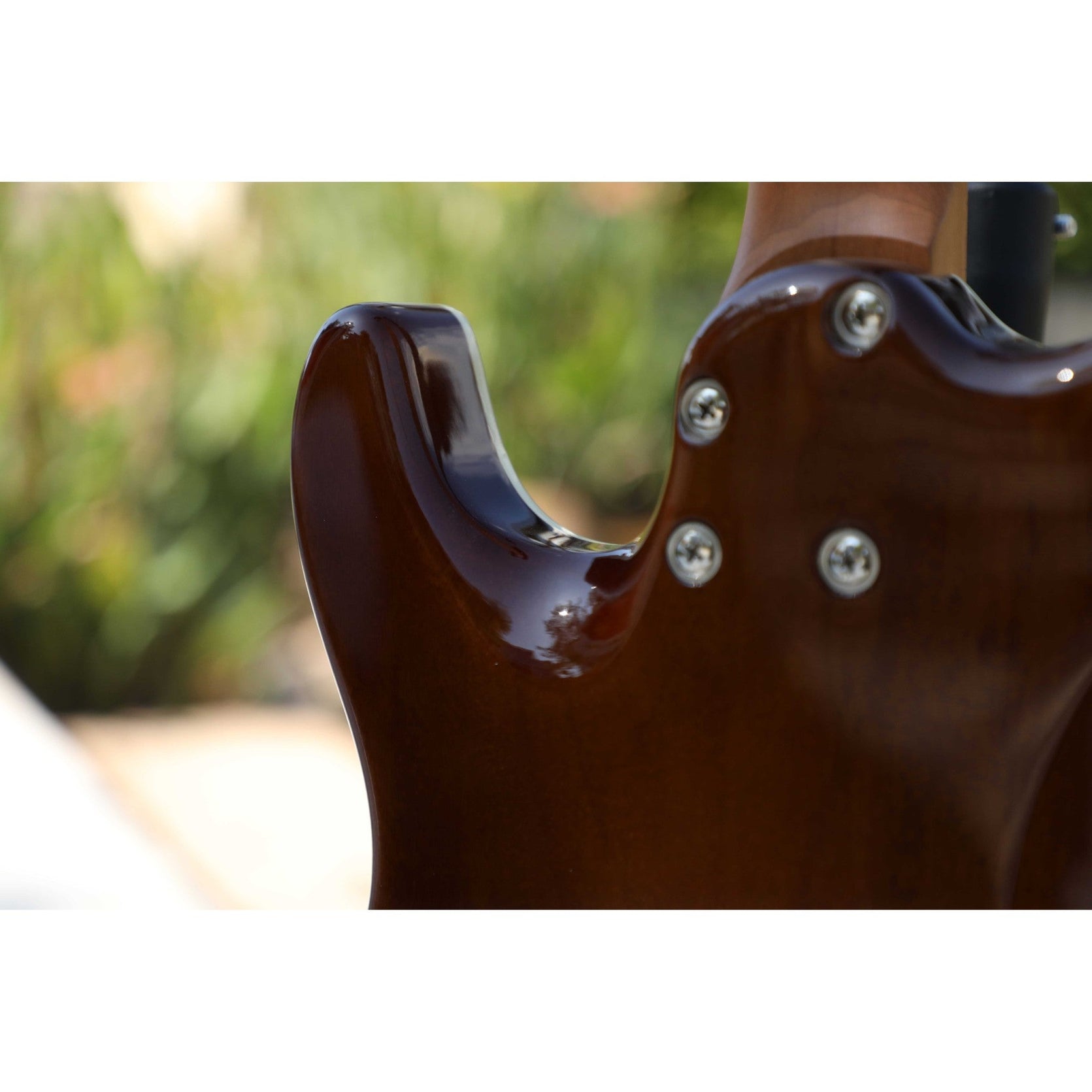 Đàn Guitar Điện Sqoe SEIB900-Mai Nguyên Music