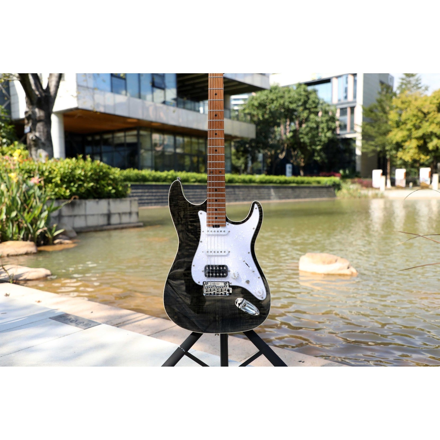 Đàn Guitar Điện Sqoe SEIB900-Mai Nguyên Music