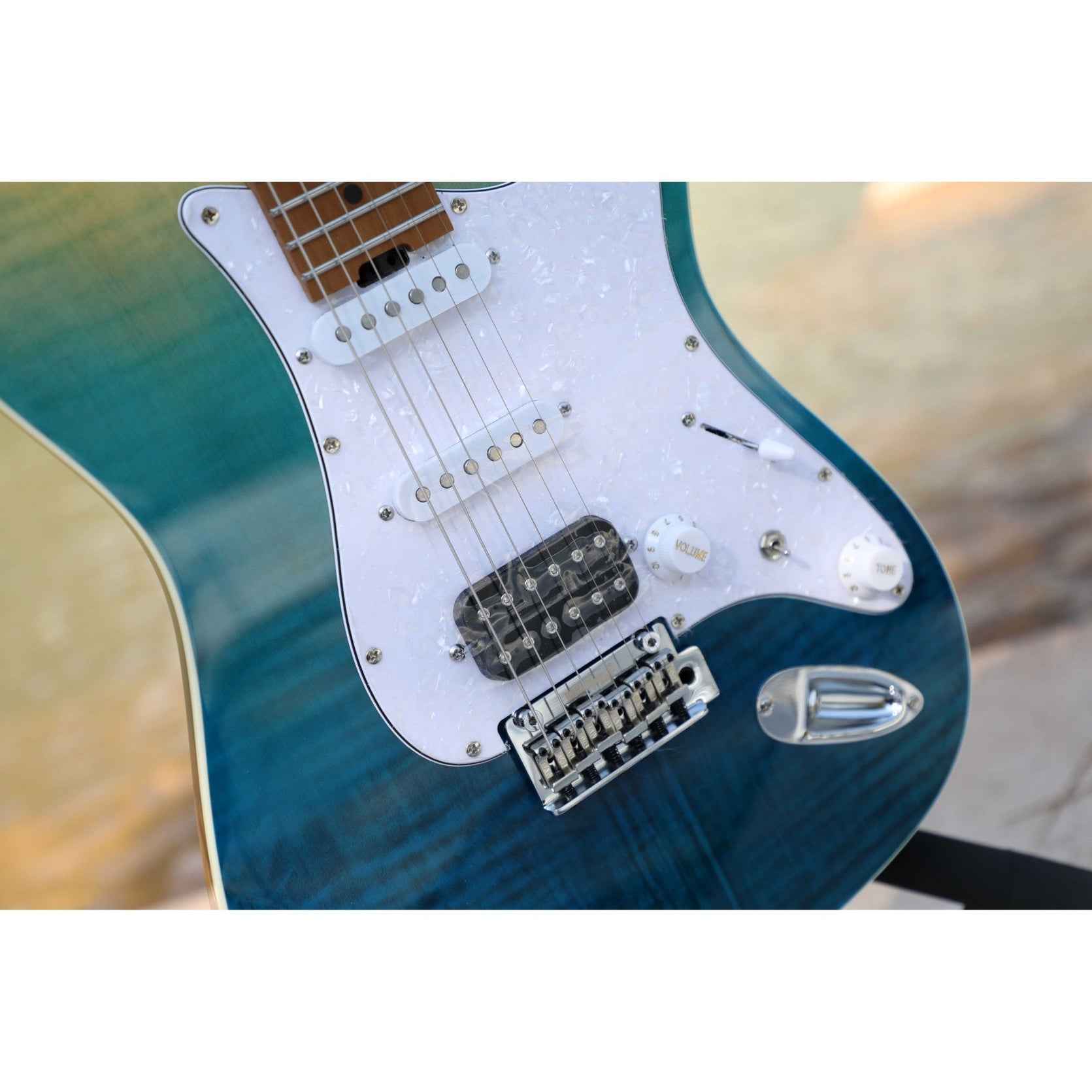 Đàn Guitar Điện Sqoe SEIB900-Mai Nguyên Music