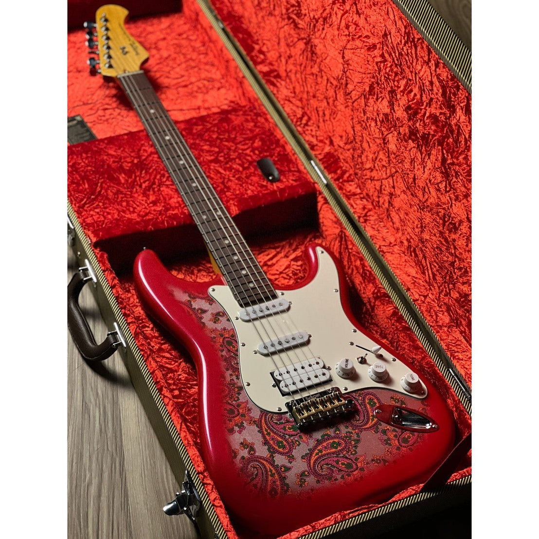 Đàn Guitar Điện Sqoe SEST1100-Mai Nguyên Music